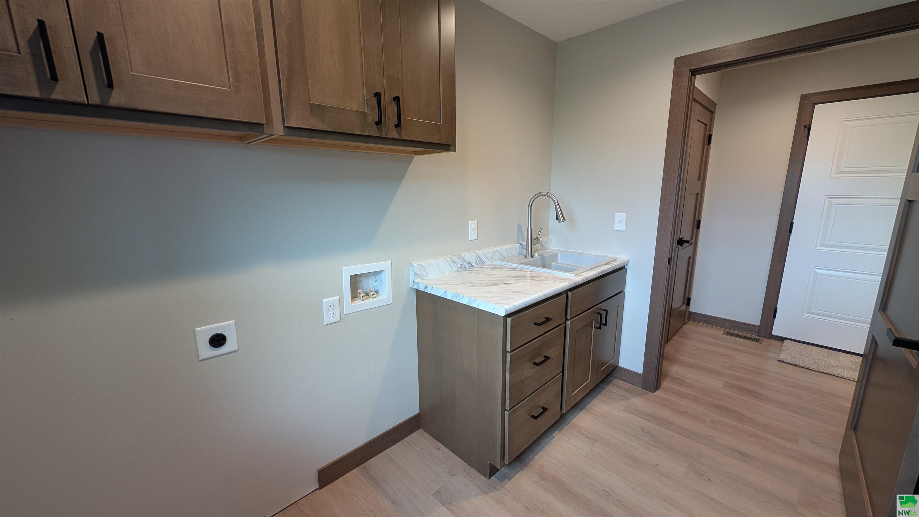 MLS #828982