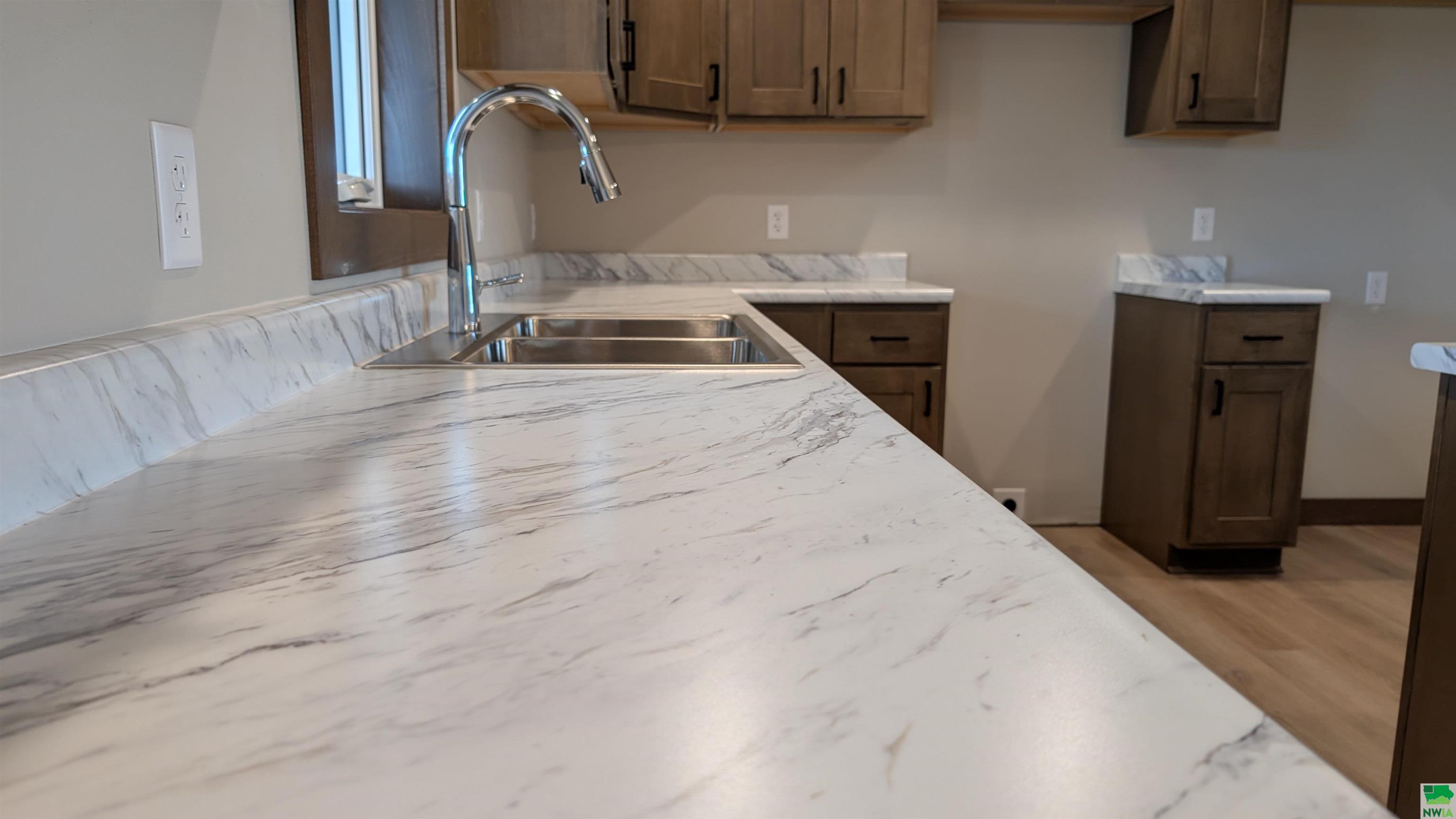 MLS #828982