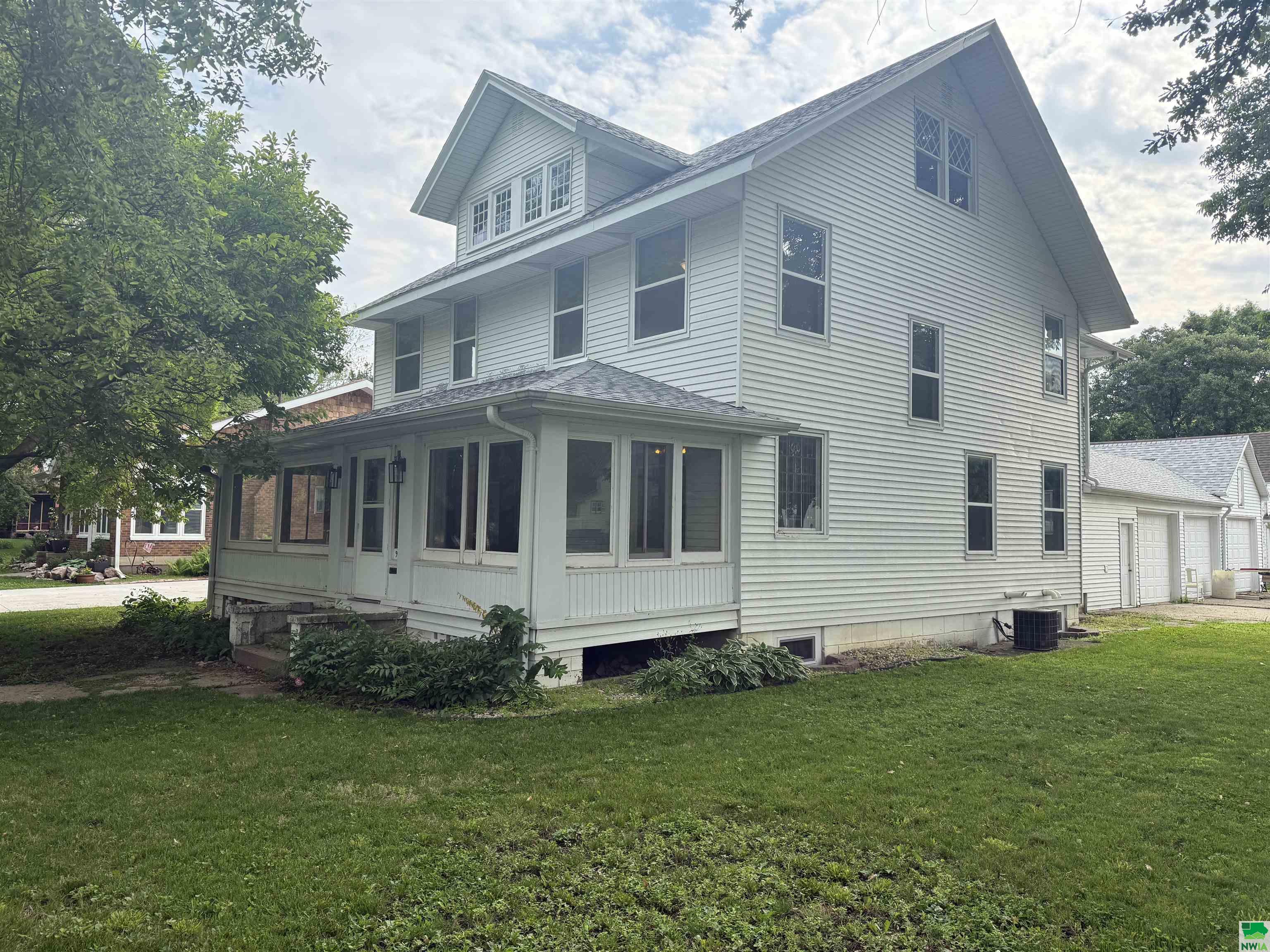 900 11th Street, Onawa, IA 51040 