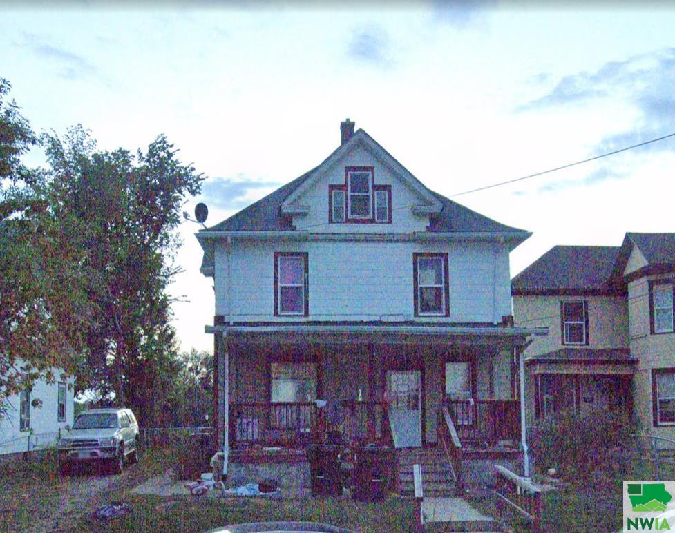 1519 Court St., Sioux City, IA 51104 