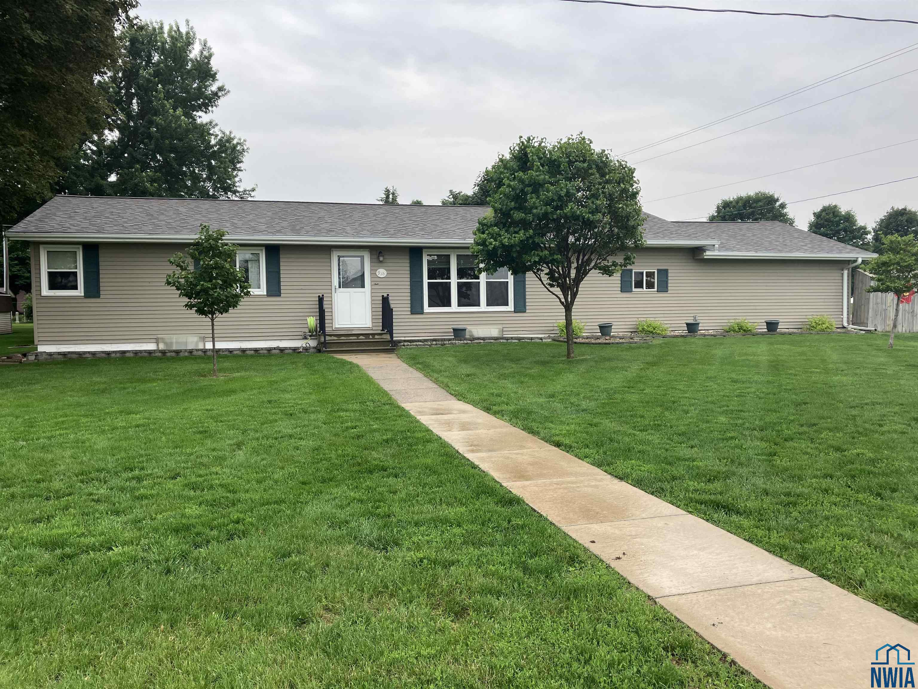 938 Main St						  						 , Granville						 , IA						  51022						  