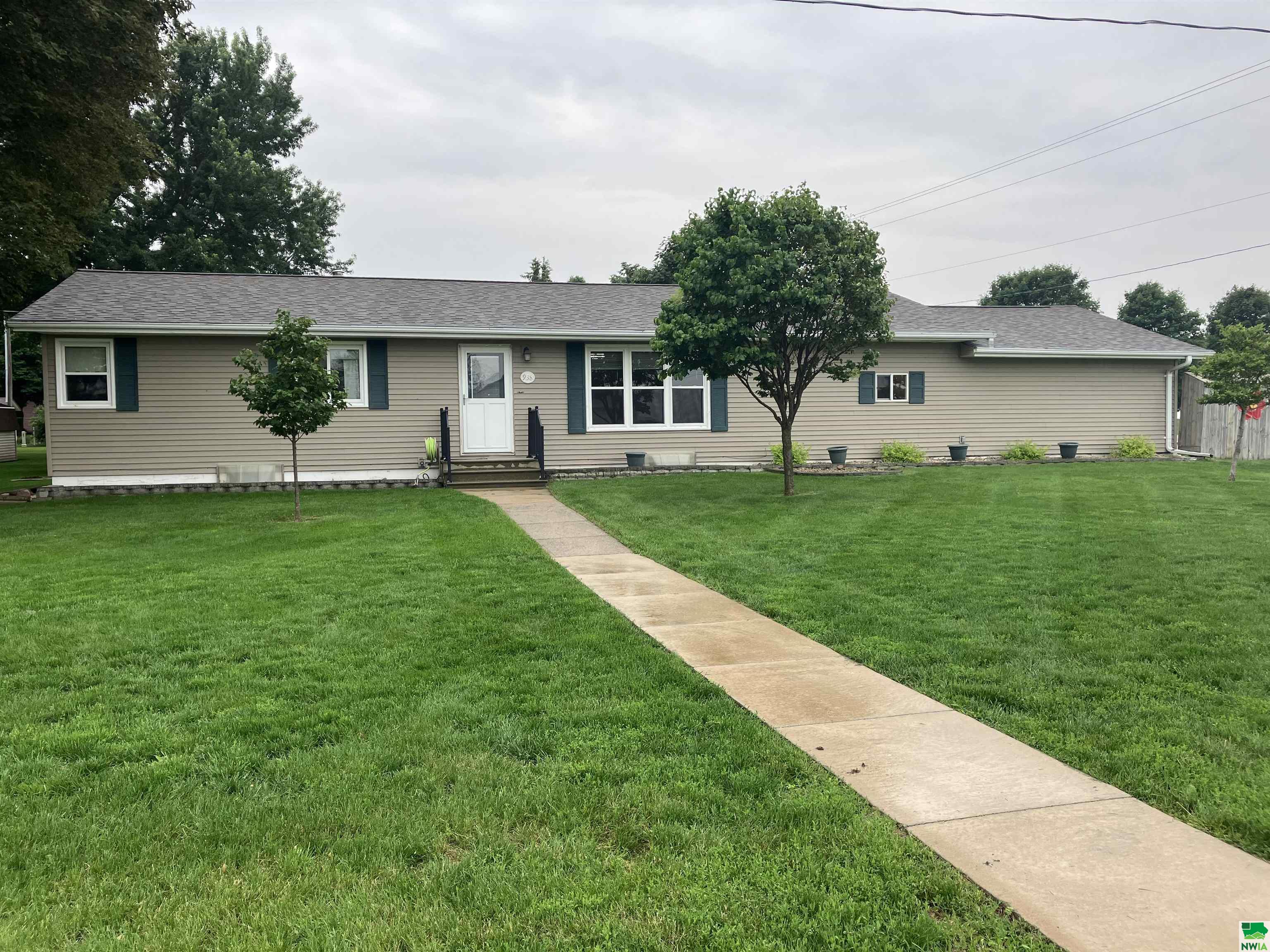 938 Main St, Granville, IA 51022 