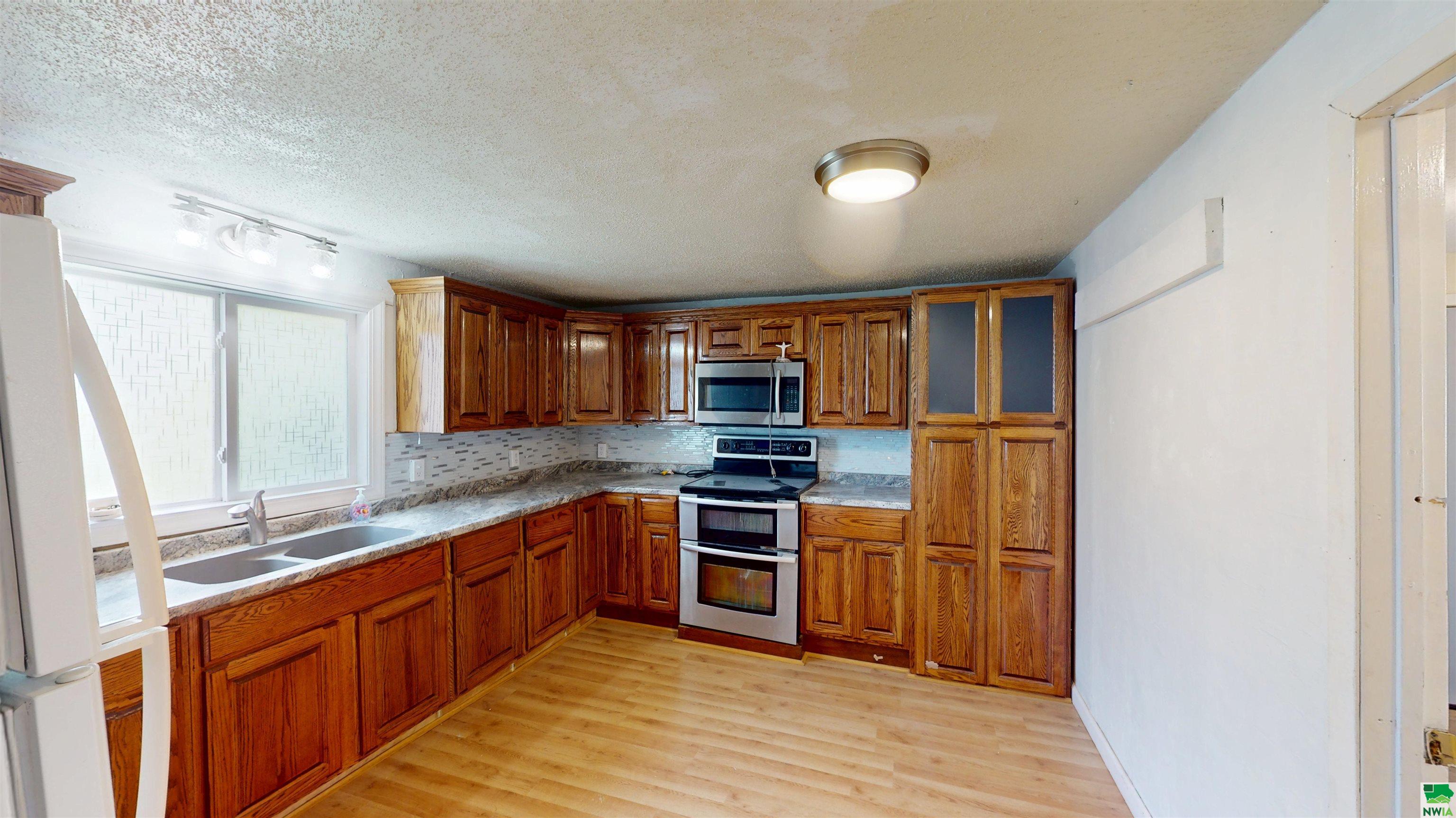 MLS #829001