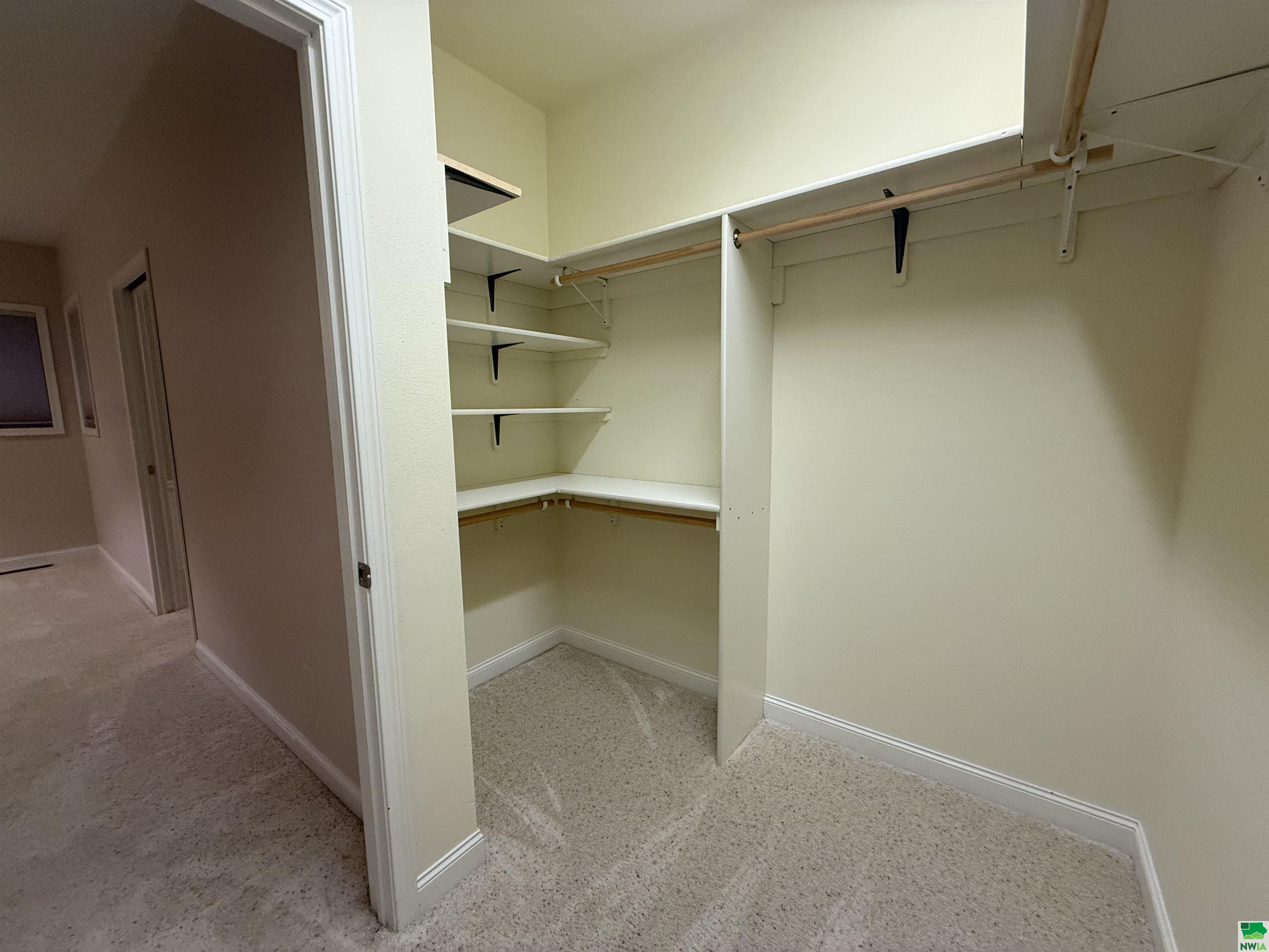 MLS #829002