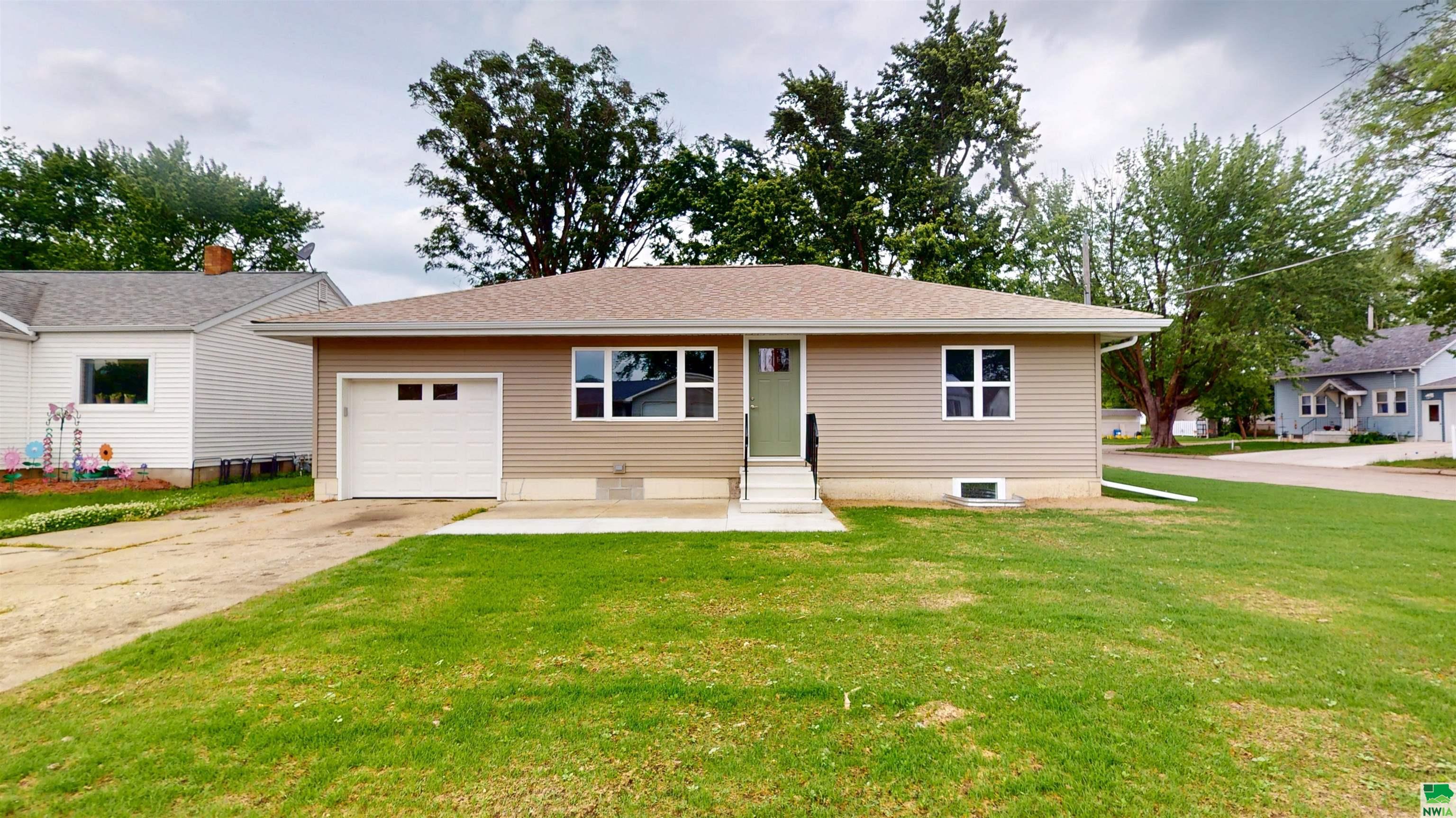 518 SPRUCE ST, Cherokee, IA 51012 