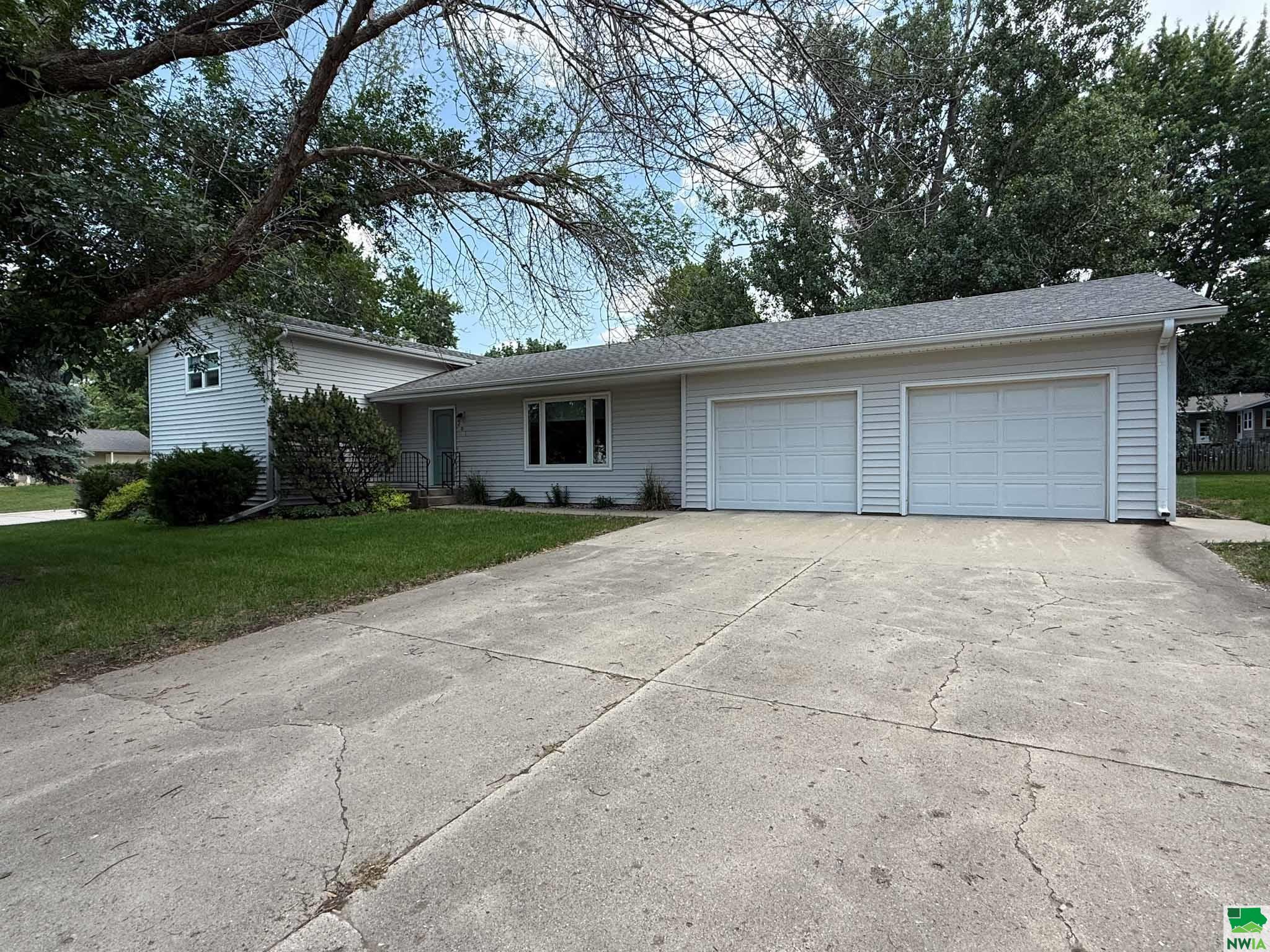 MLS #829004