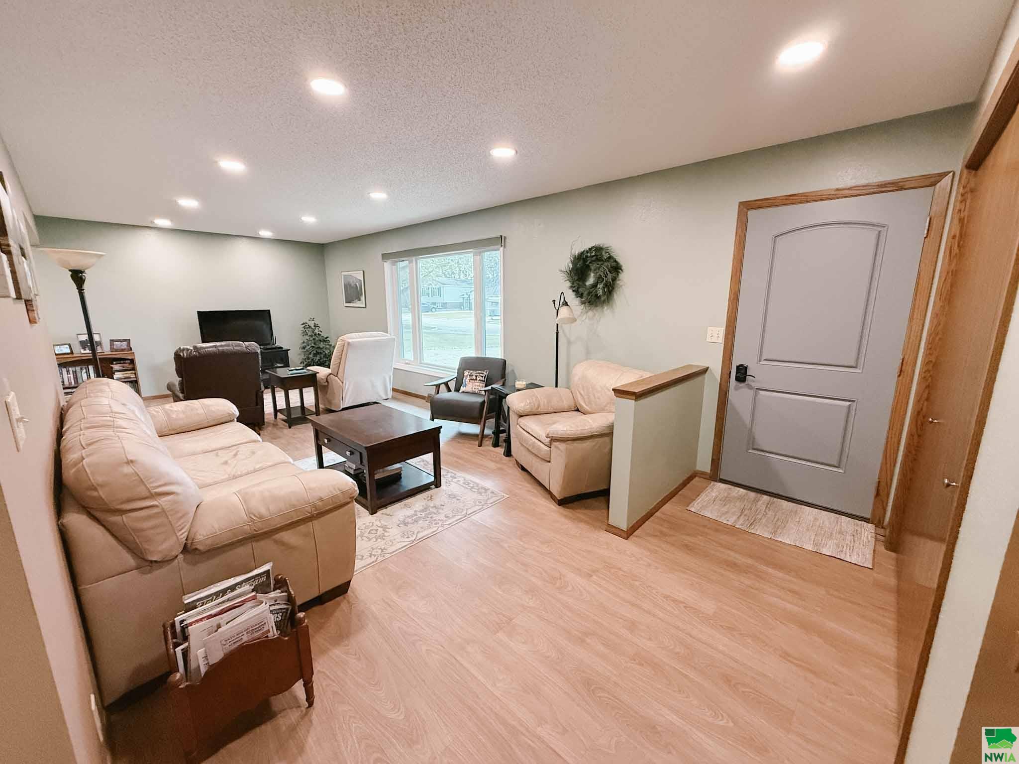 MLS #829004