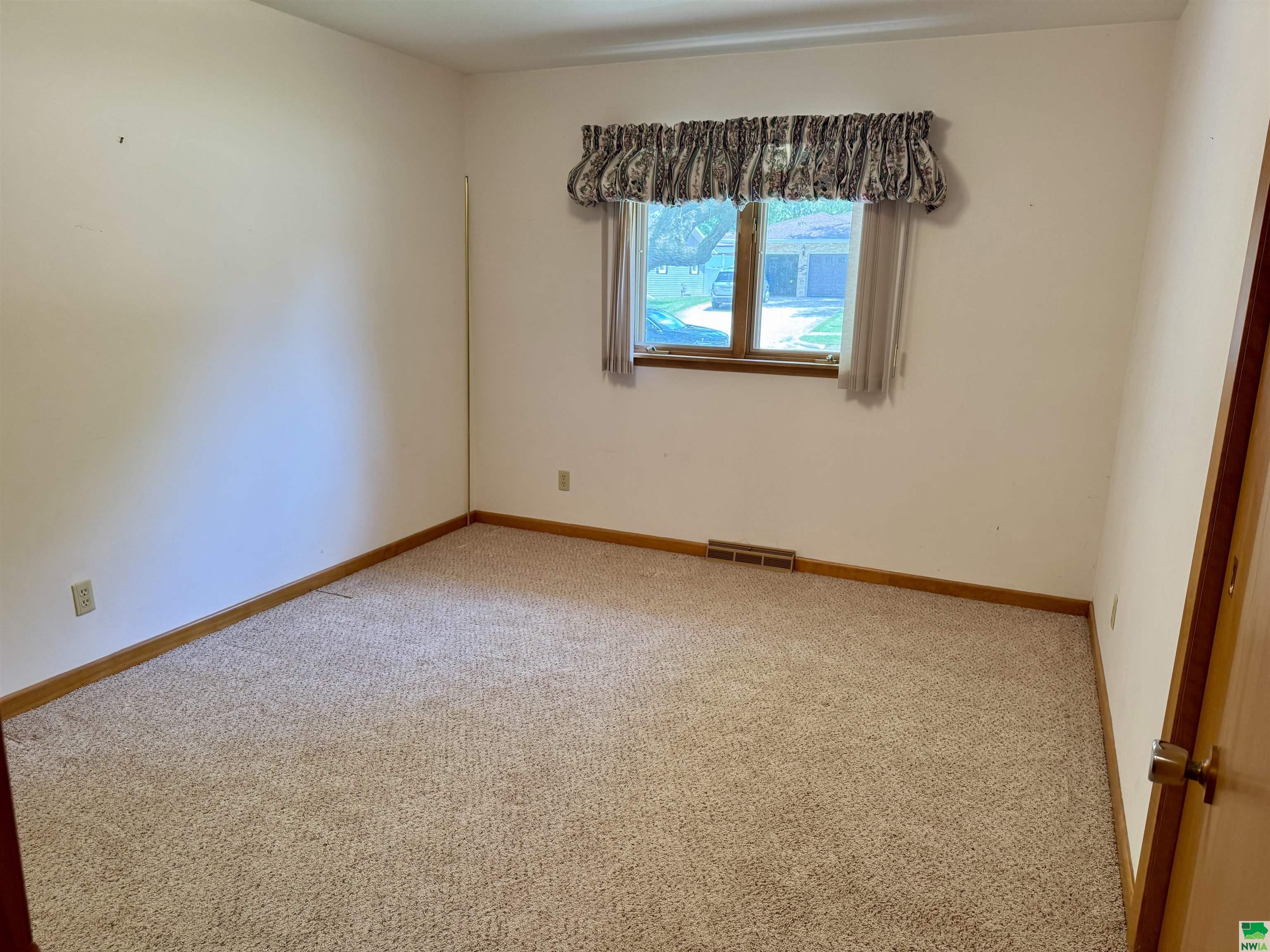 MLS #829006