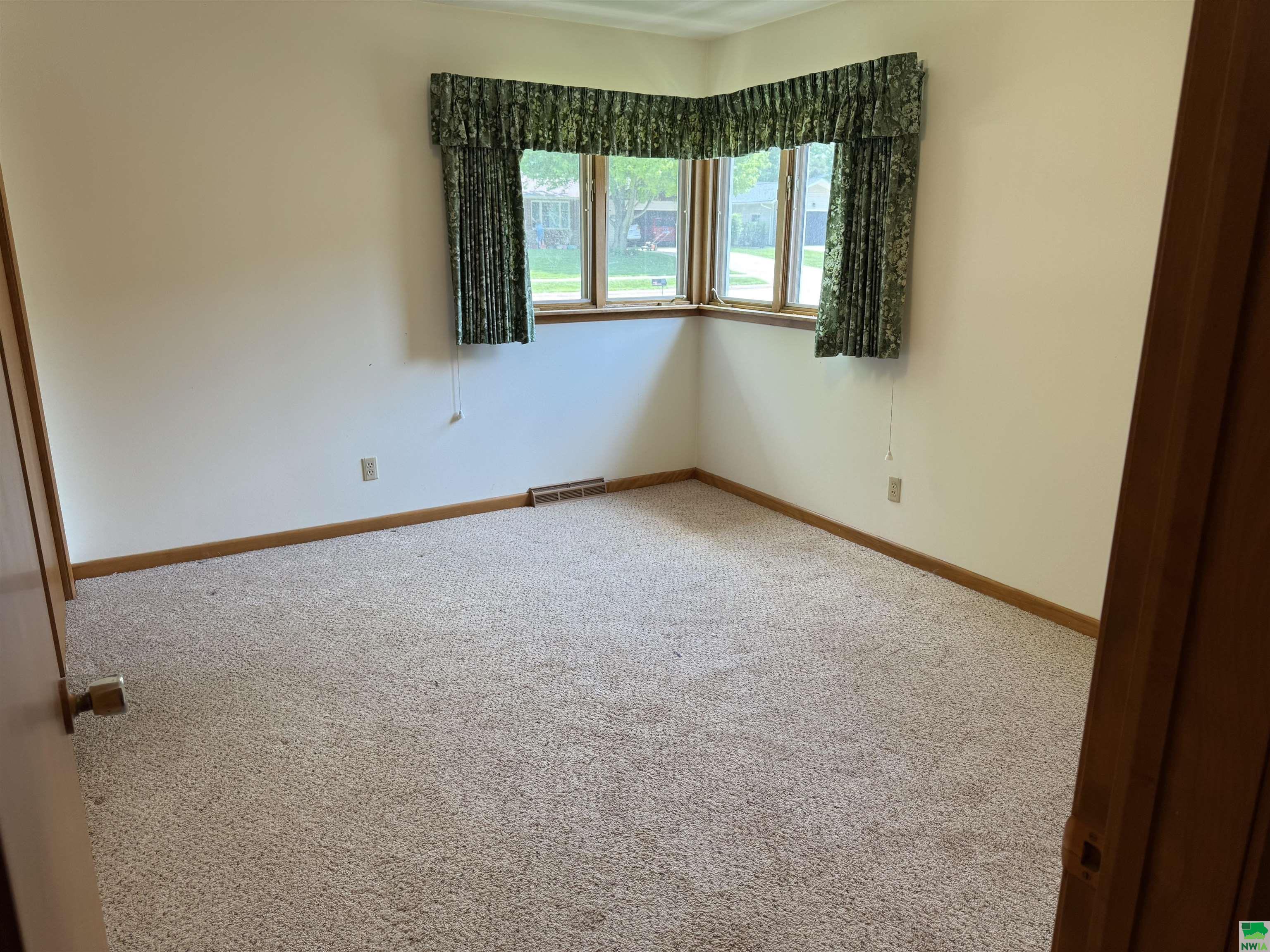 MLS #829006