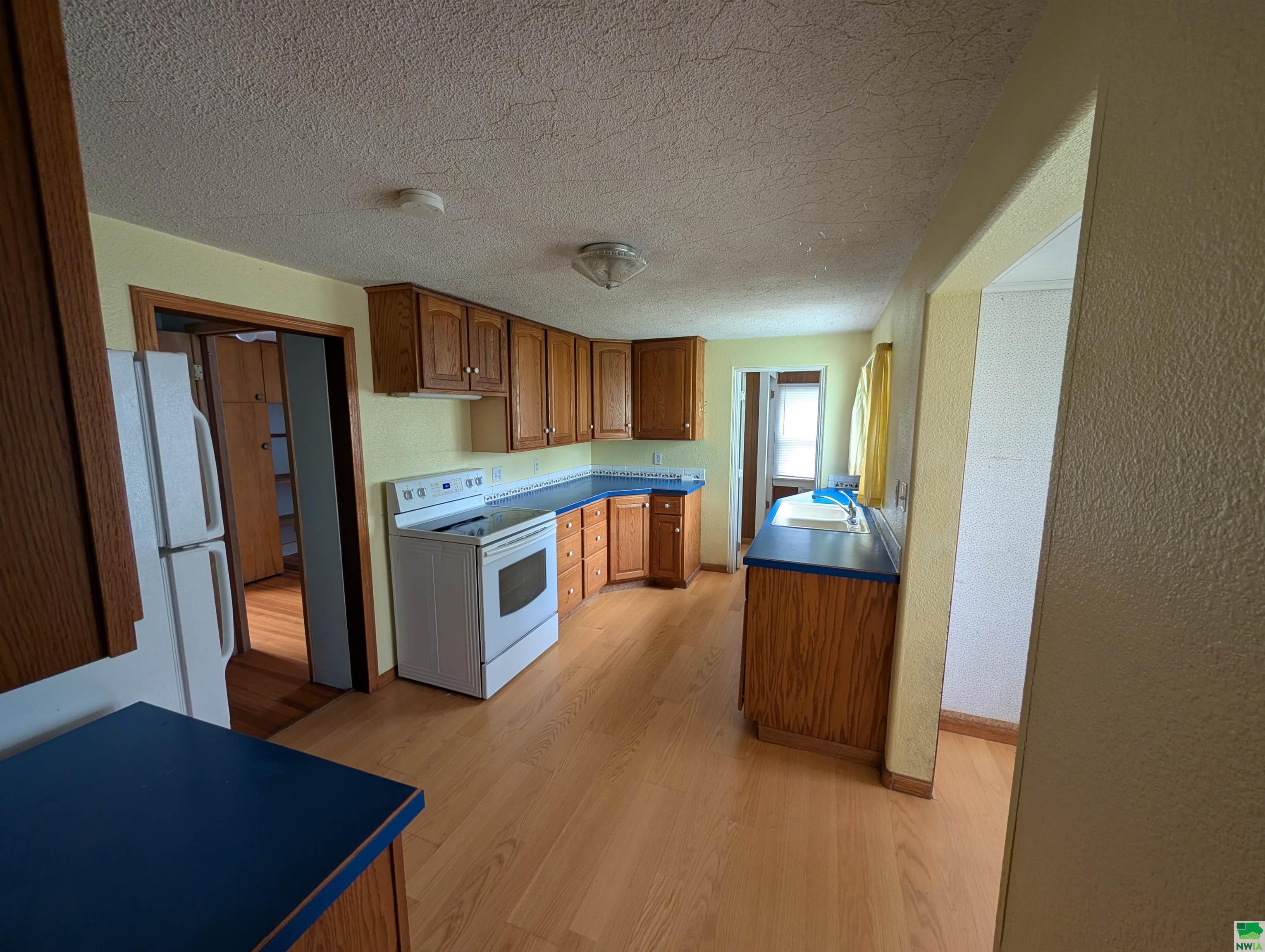 MLS #829008