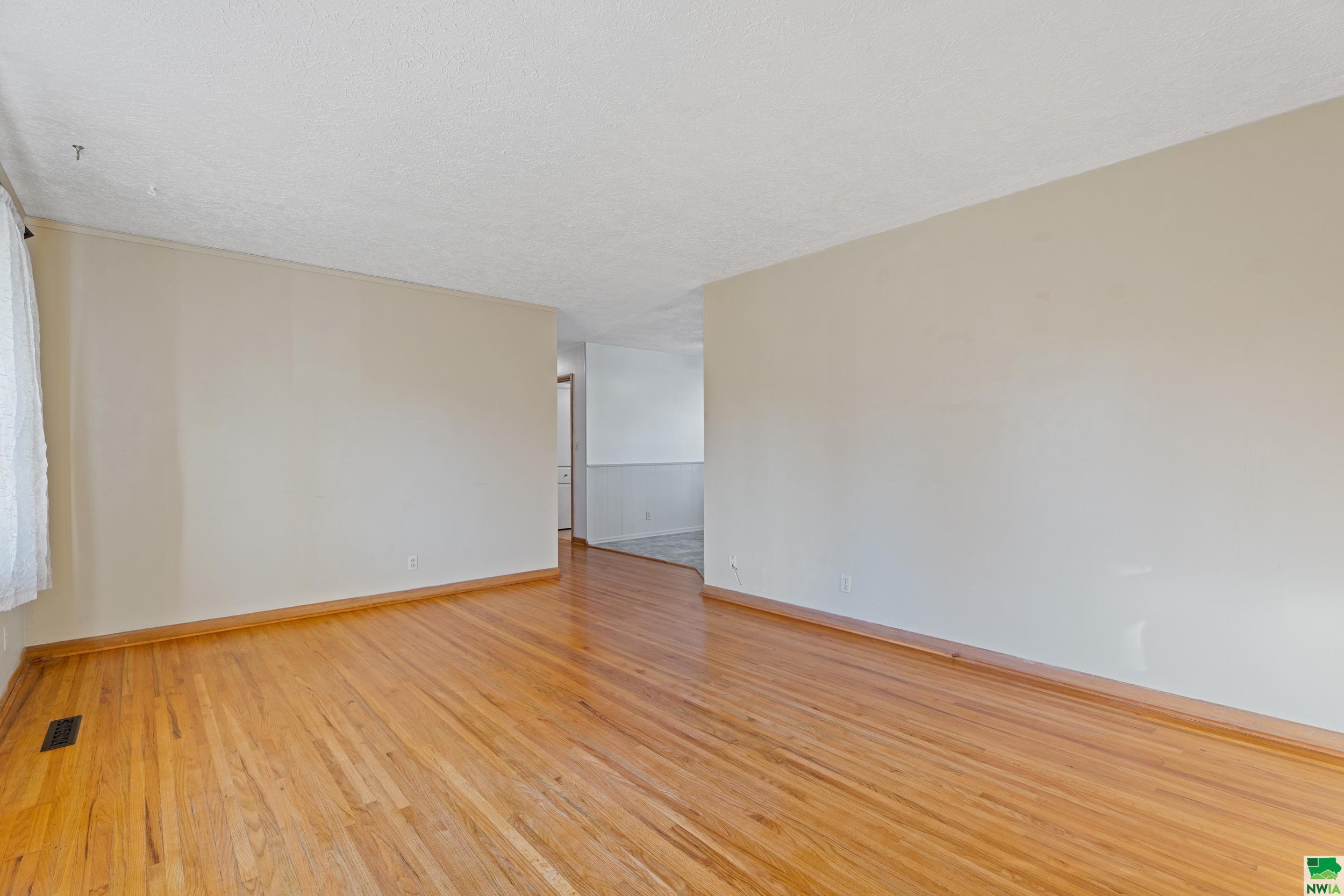MLS #829013