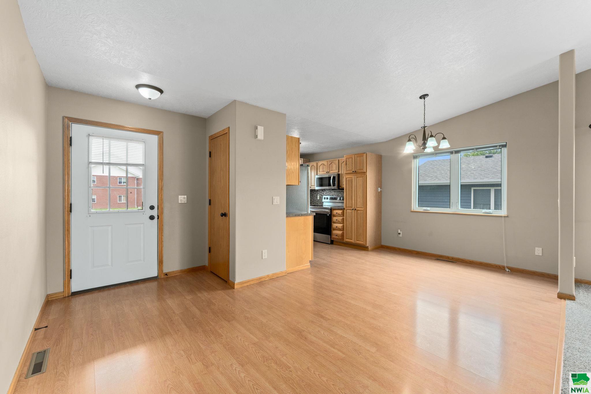 MLS #829027