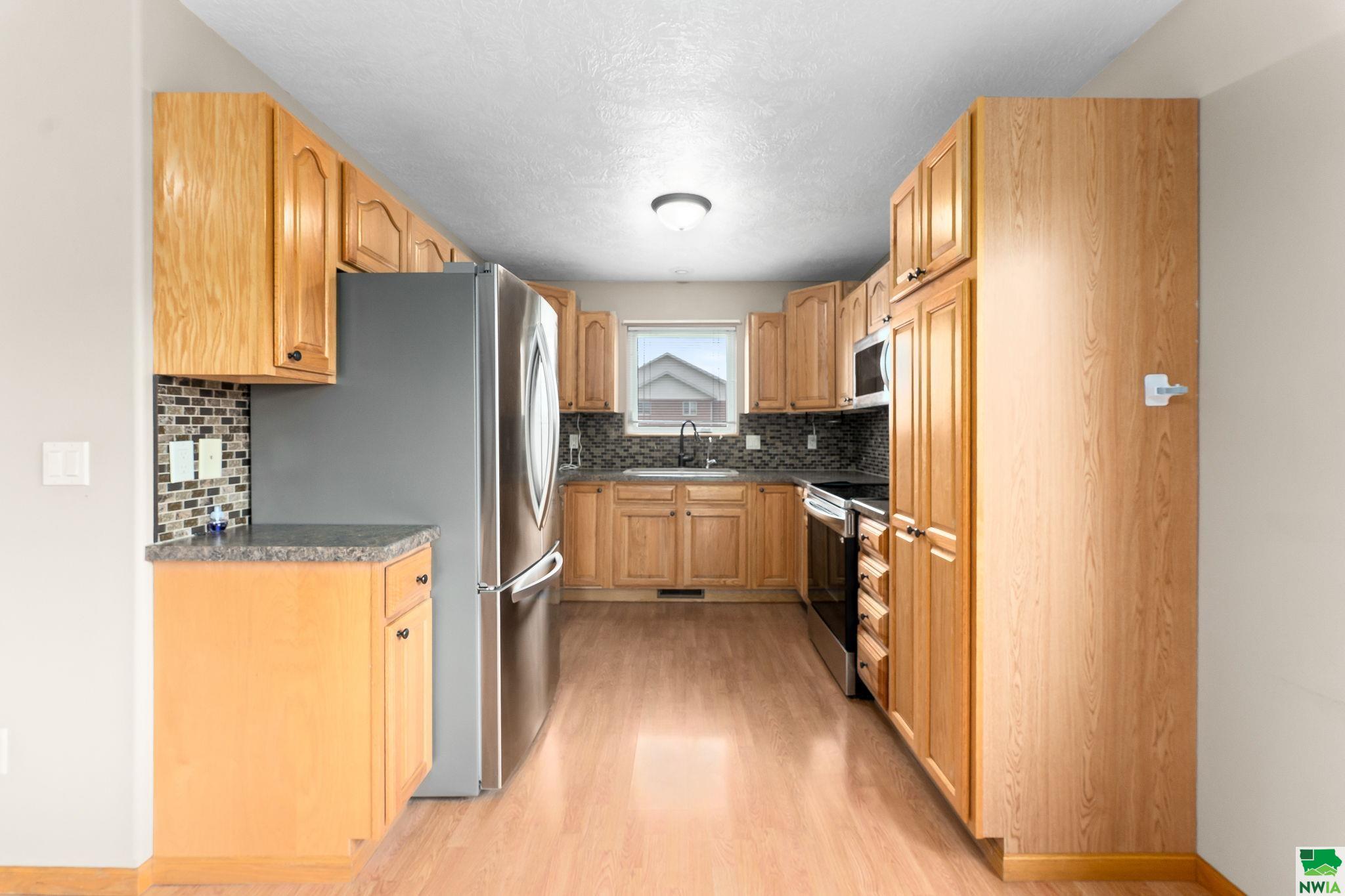 MLS #829027