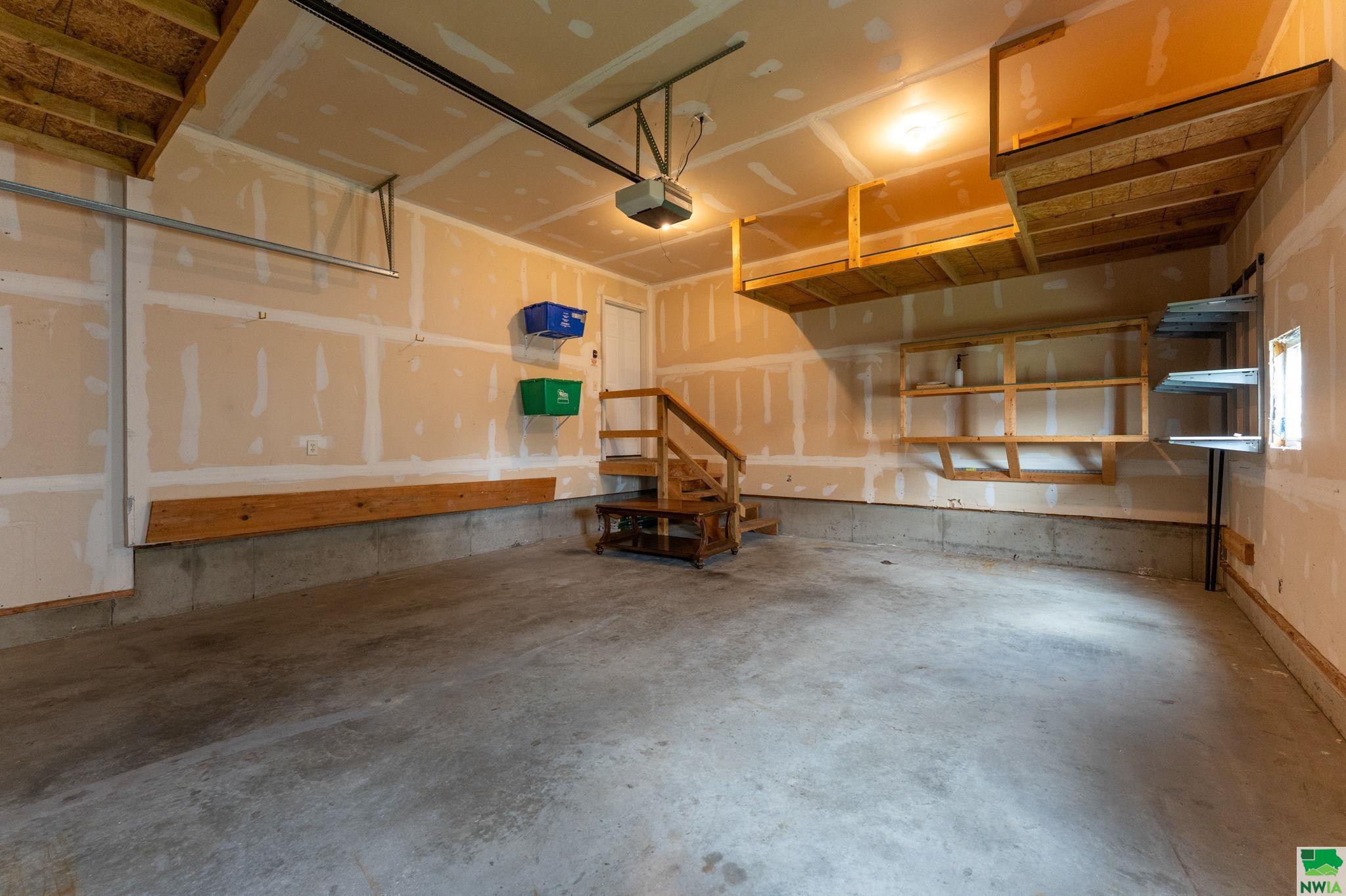 MLS #829027