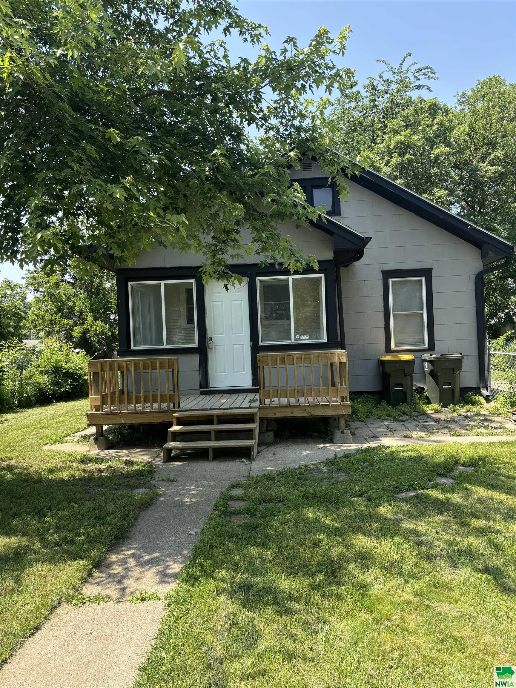 2809 HOME ST, Sioux City, IA 51109 