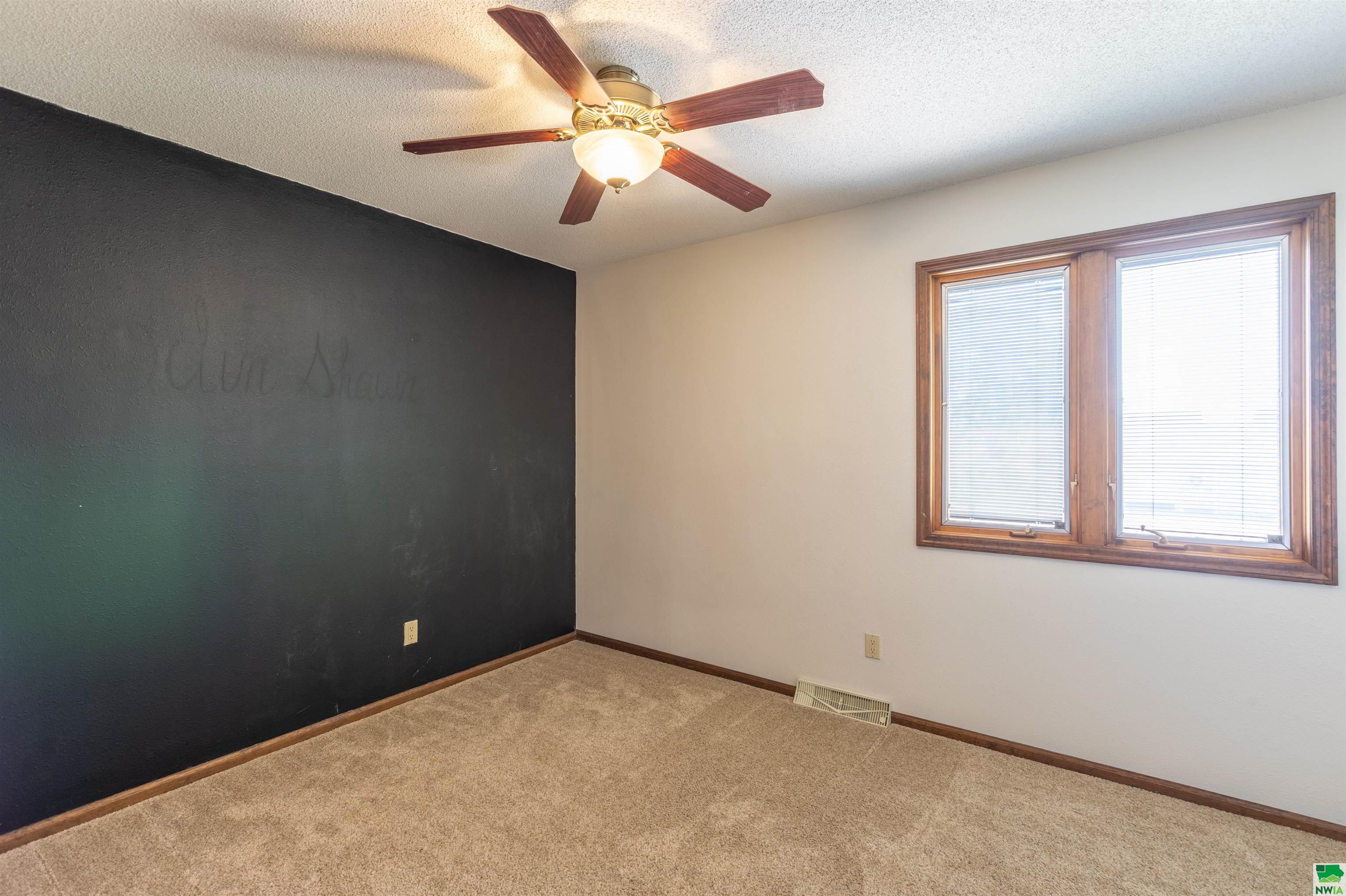 MLS #829032