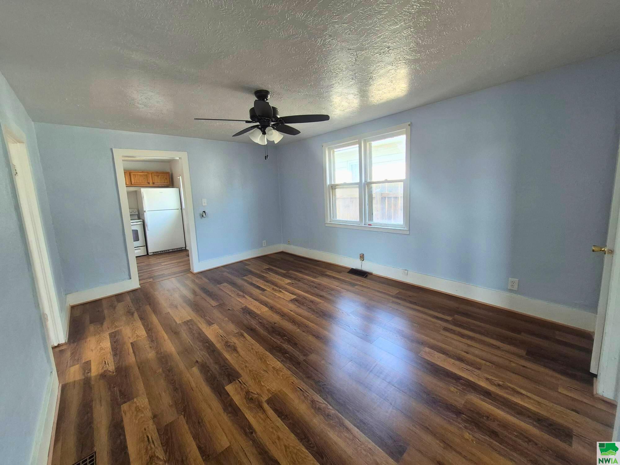 MLS #829038