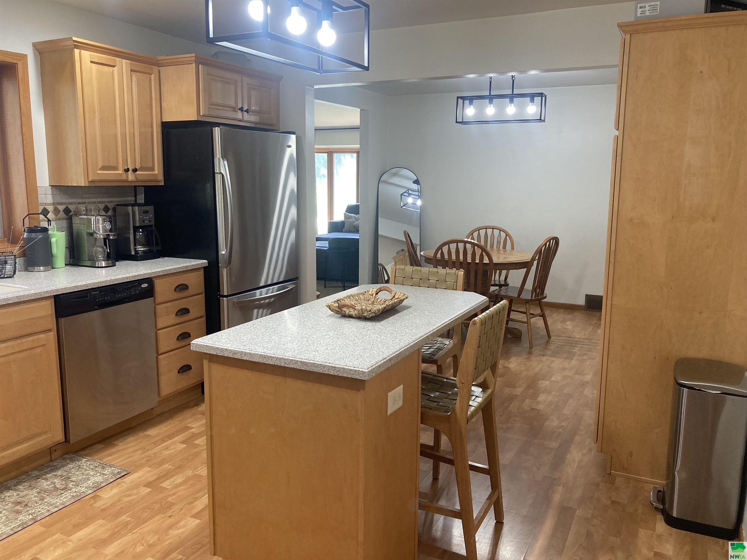 MLS #829043