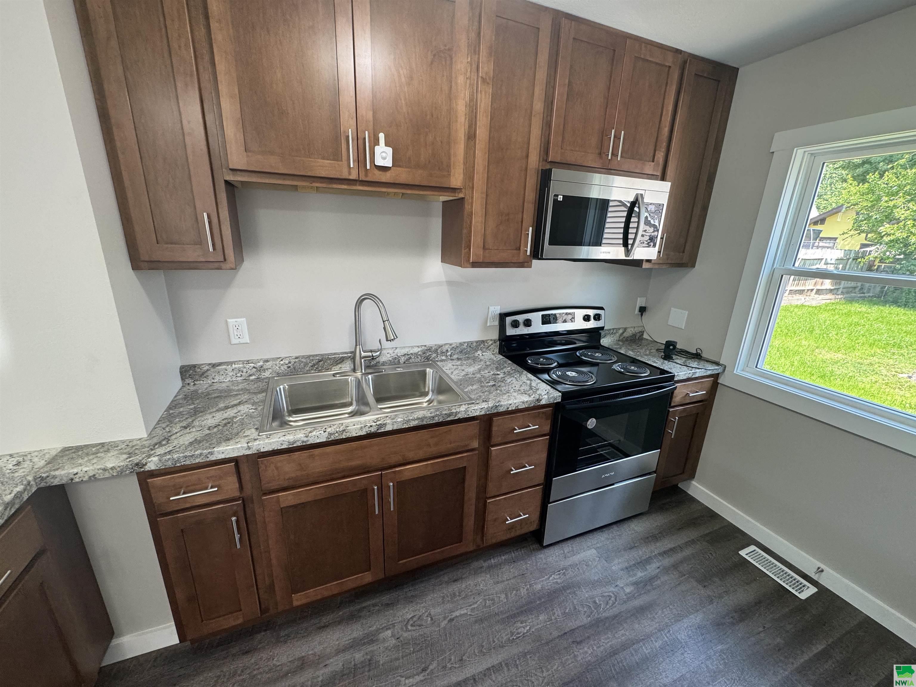 MLS #829047