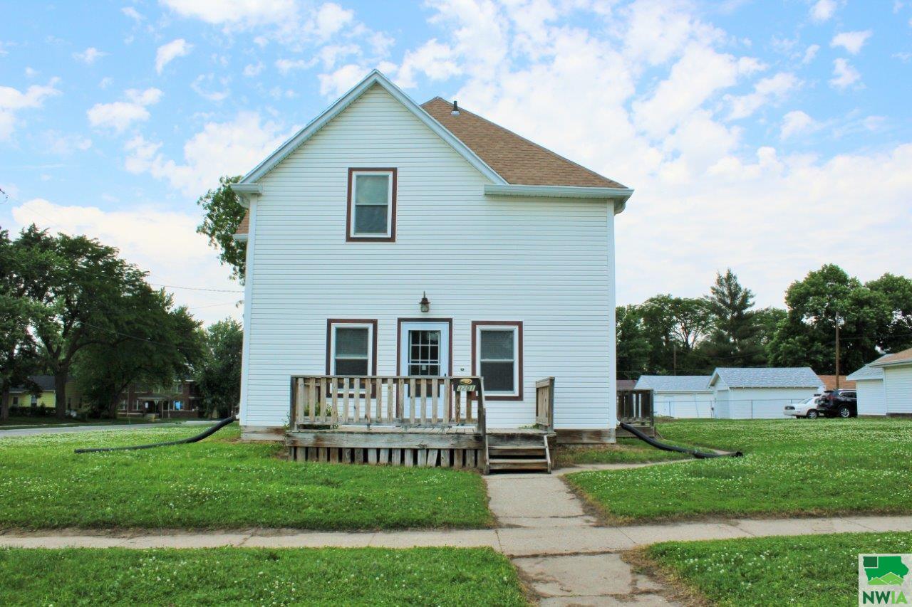 3201 MARSHALL AVE, Sioux City, IA 51106 