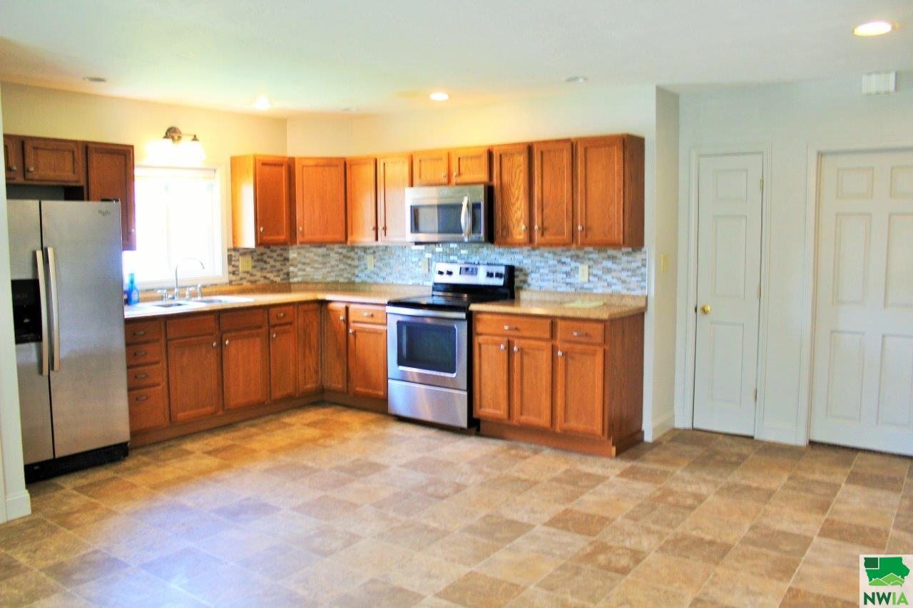 MLS #829052