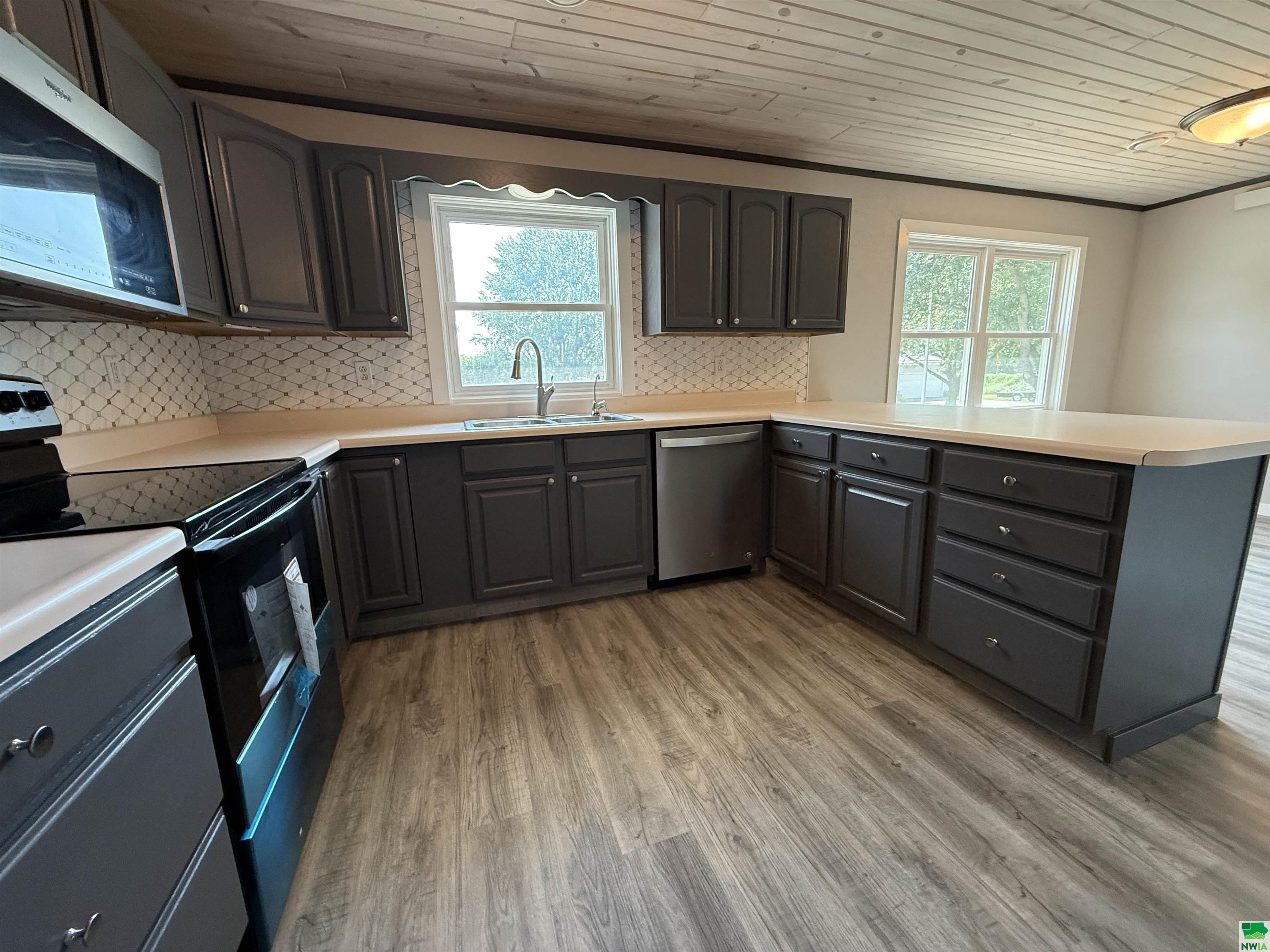 MLS #829054