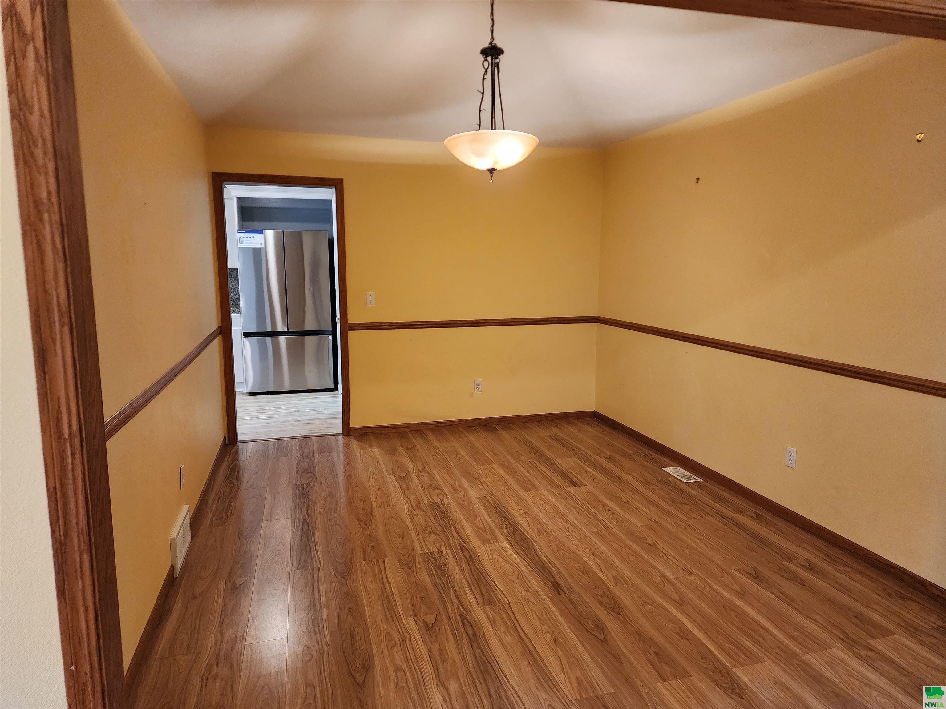 MLS #829055
