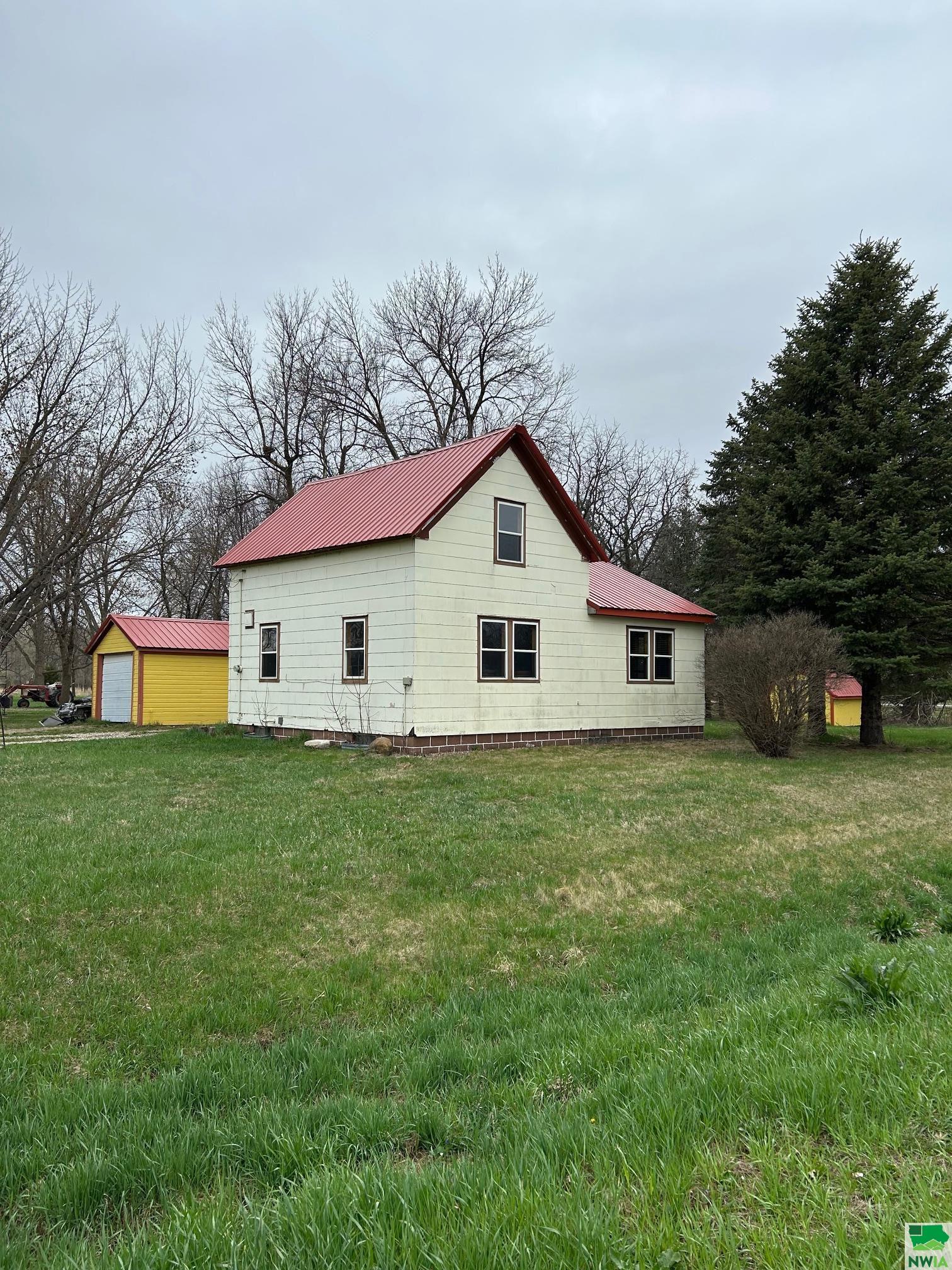 2251 Albert St, Ocheyedan, IA 51354 