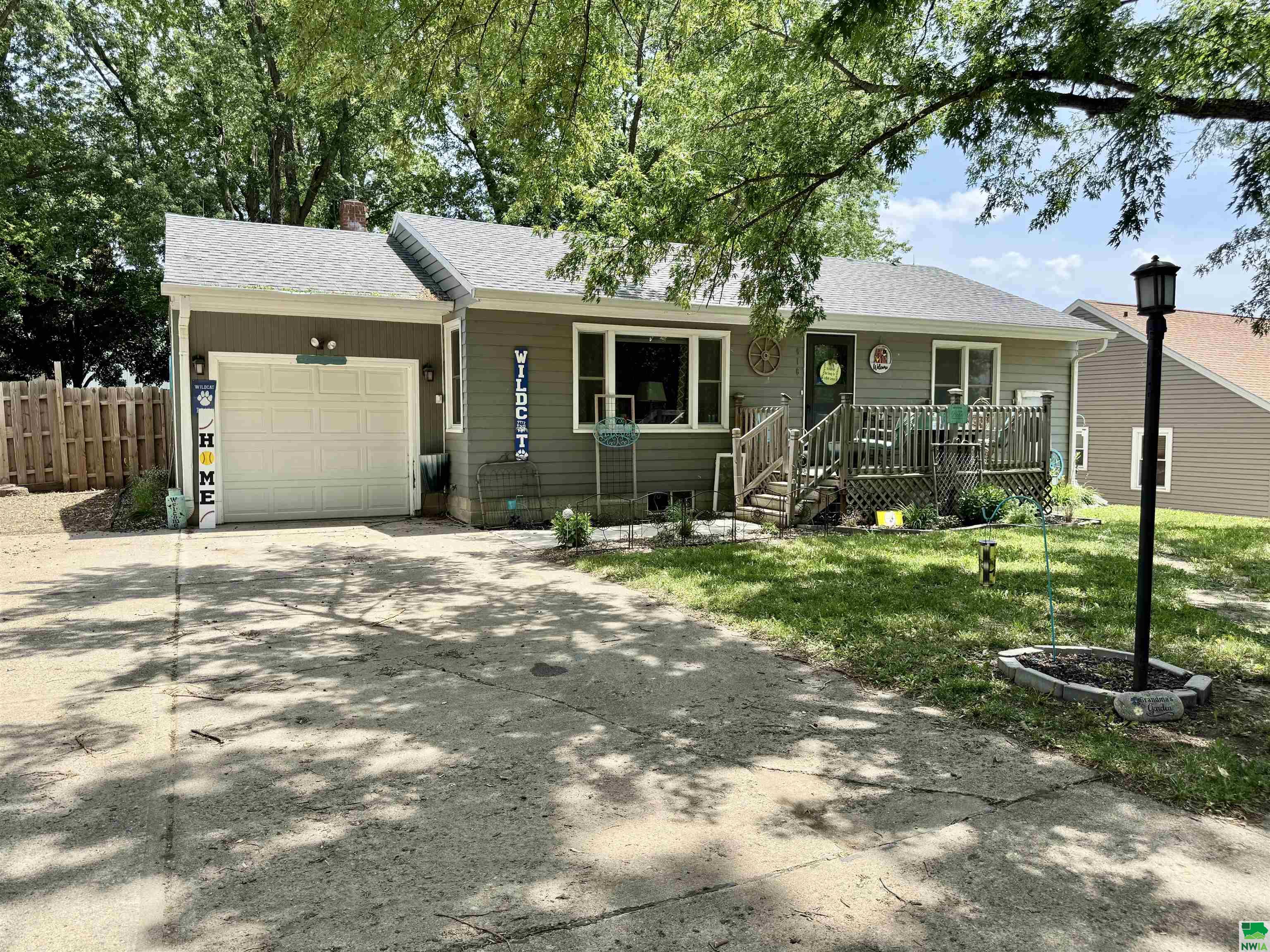 516 S 4th Street, Moville, IA 51039 
