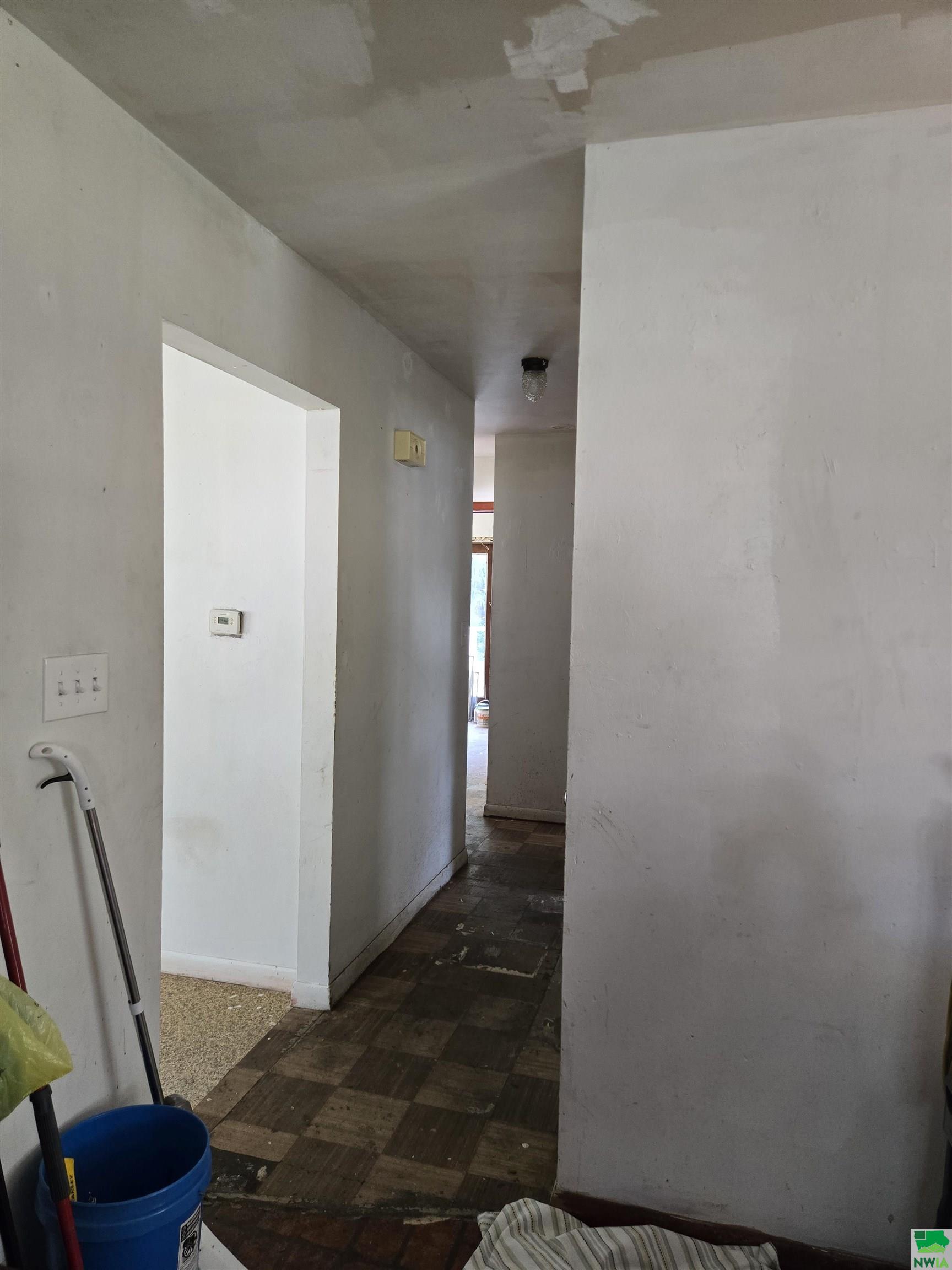 MLS #829105