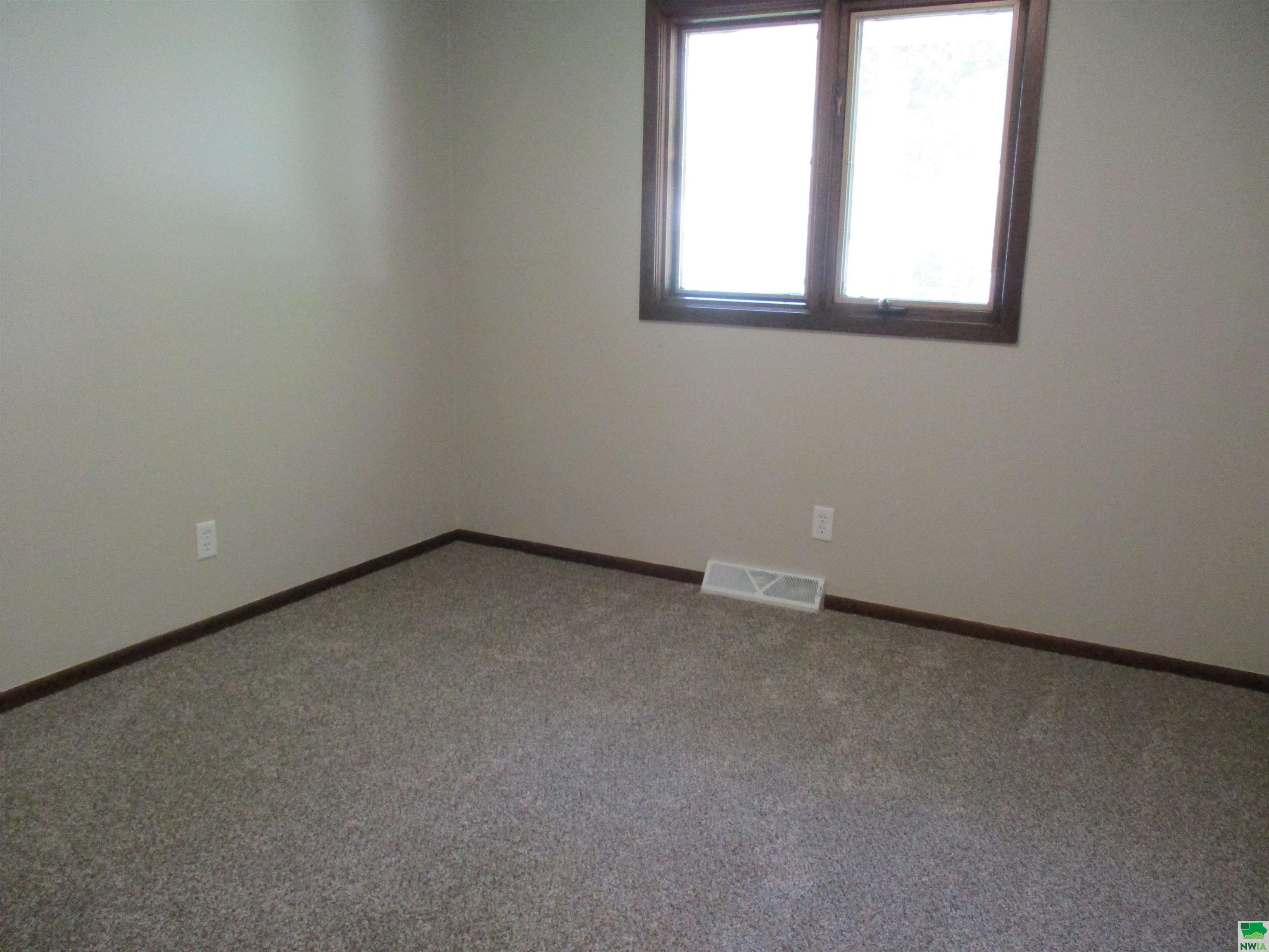 MLS #829109