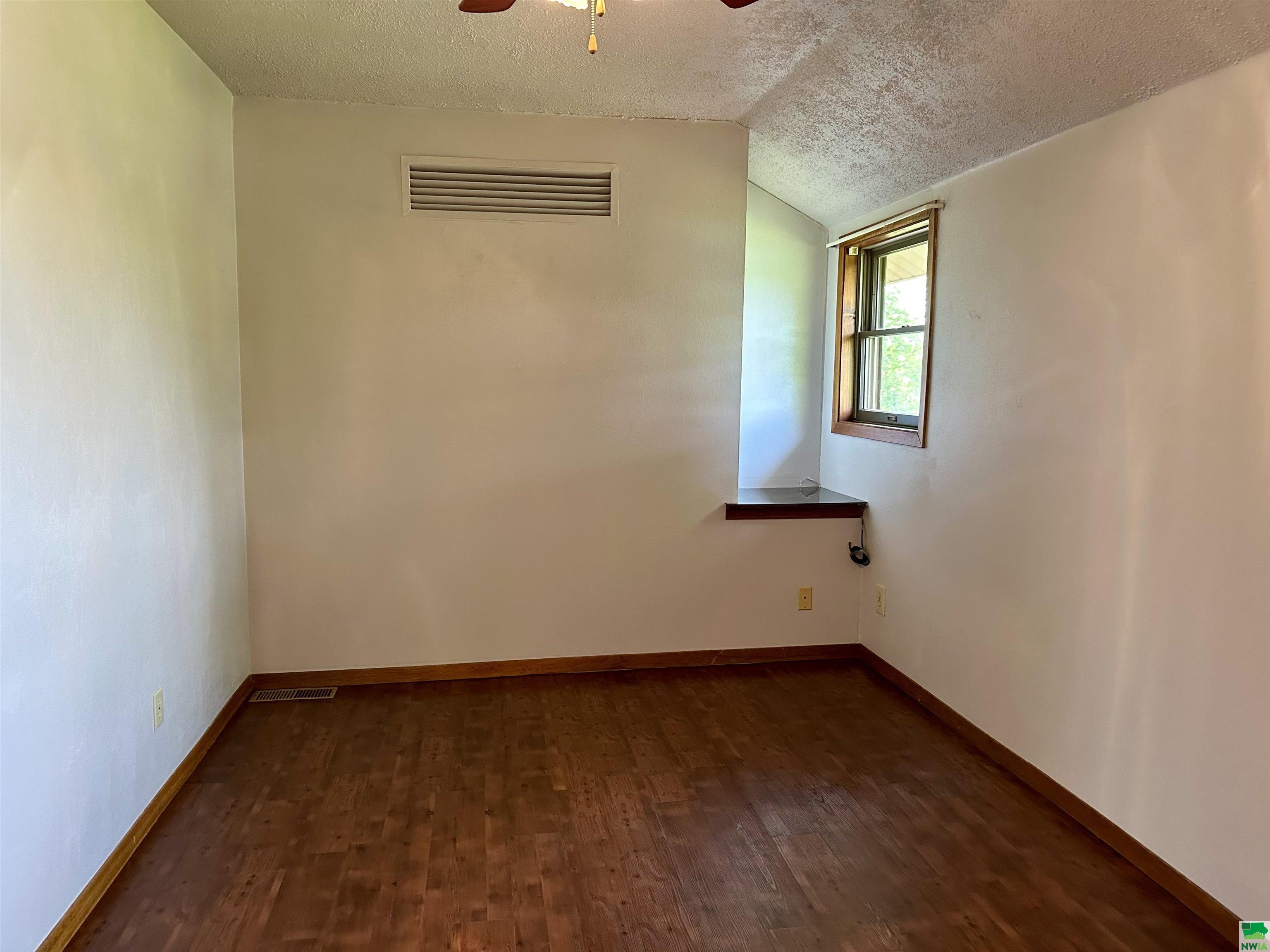 MLS #829128
