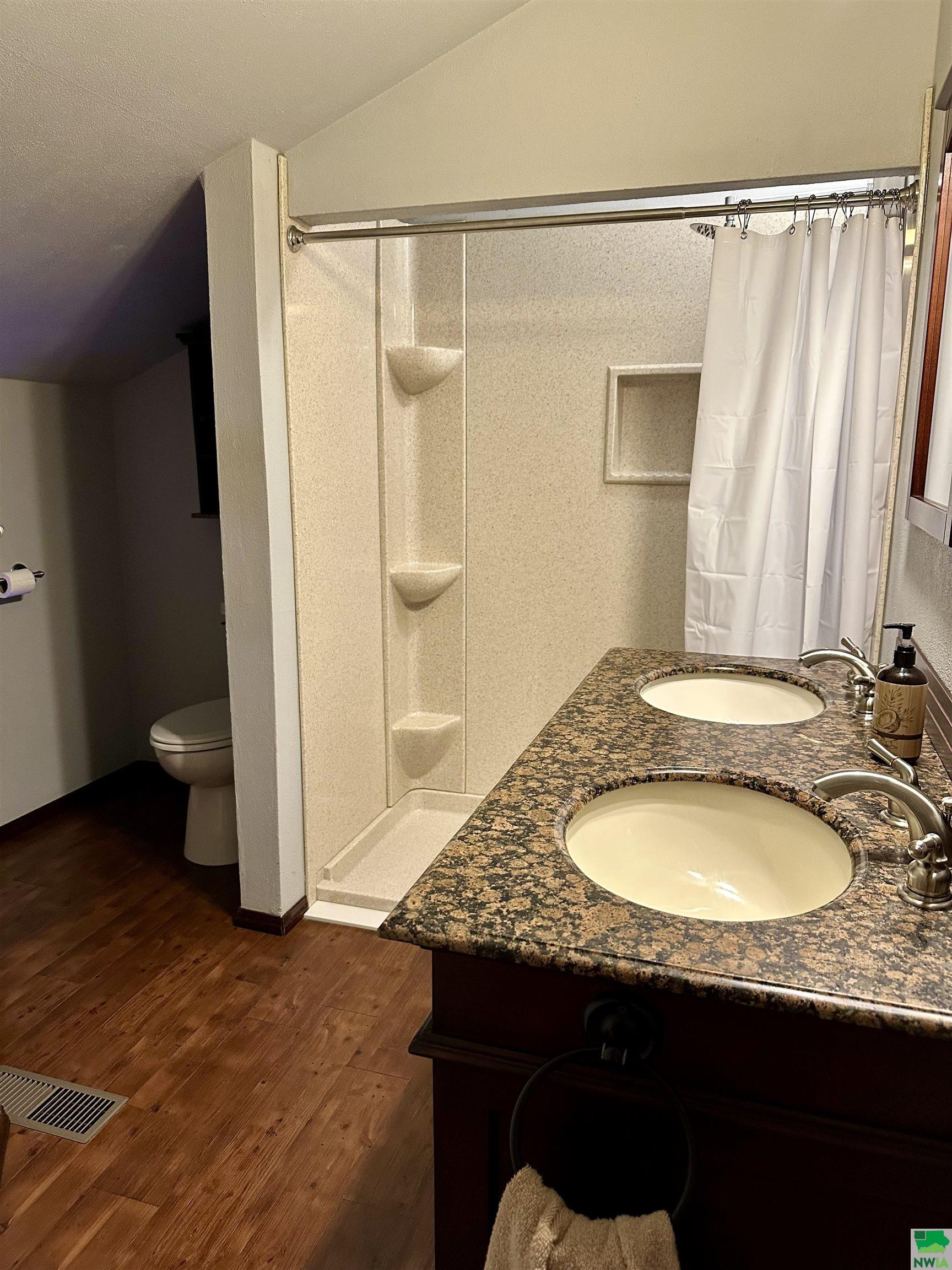 MLS #829128