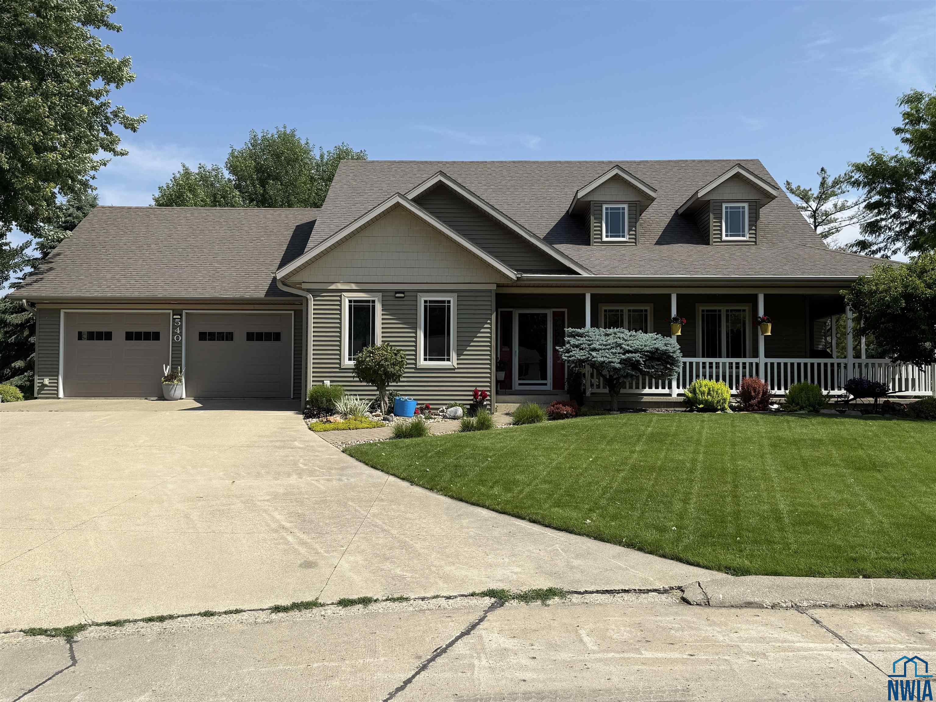 540 6th St. NW						  						 , Sioux Center						 , IA						  51250						  
