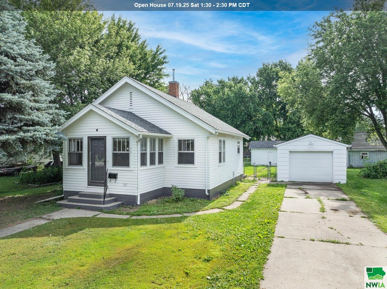 1107 6th Street, Onawa, IA 51040 
