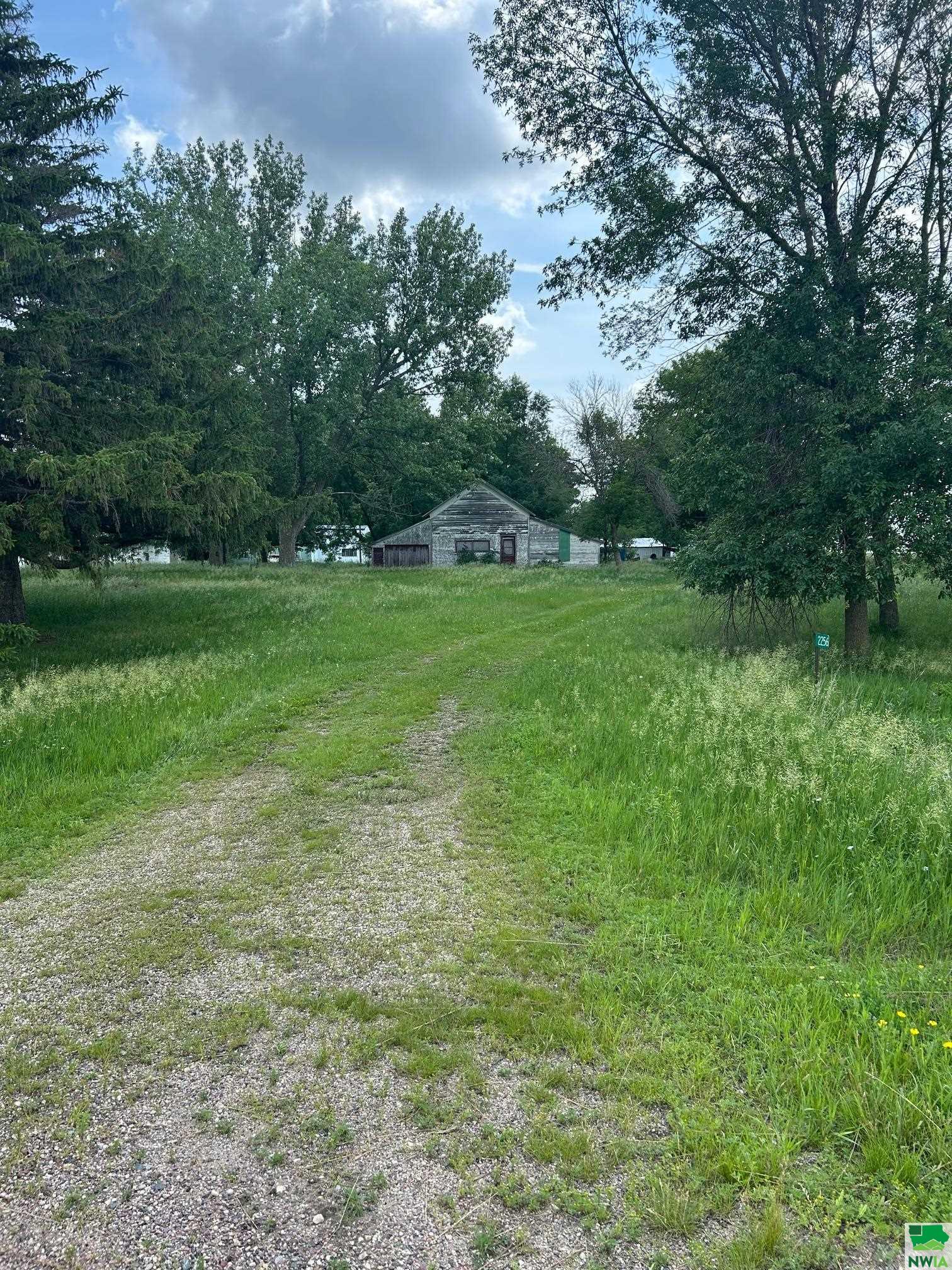 2256 Walnut Ave, Ocheyedan, IA 51354 