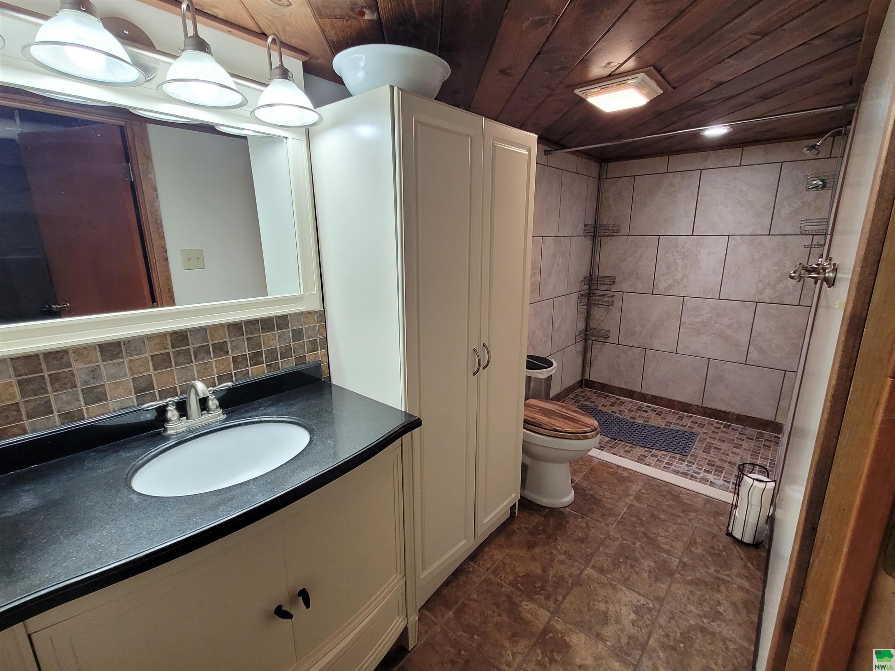 MLS #829172