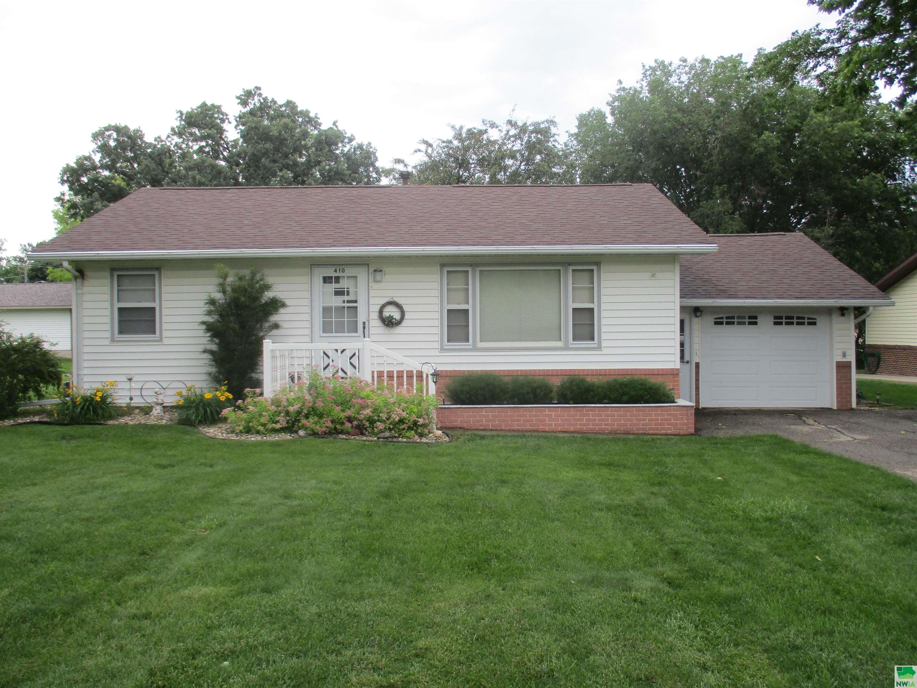 410 2nd Street W, Sutherland, IA 51058 