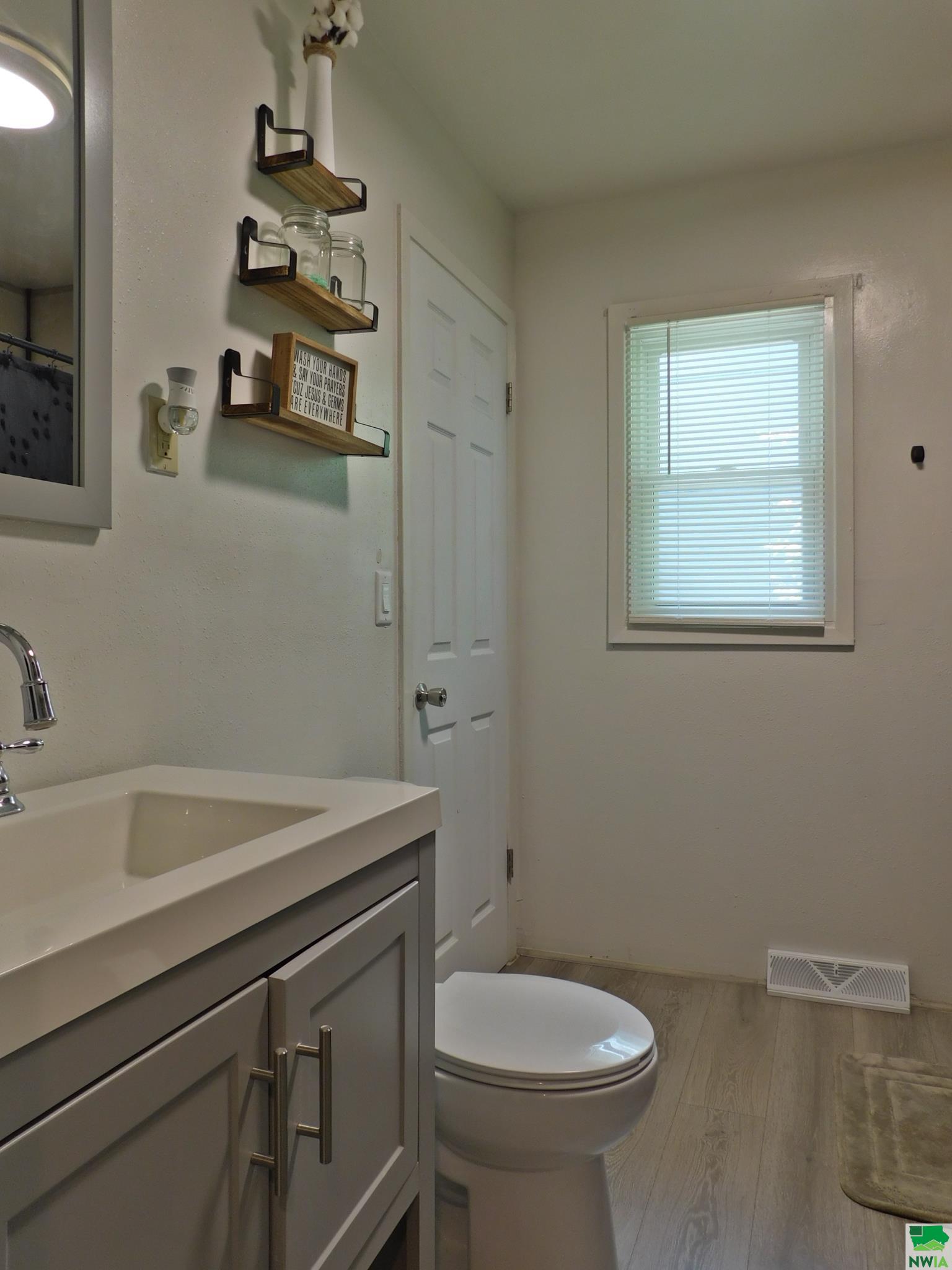 MLS #829176