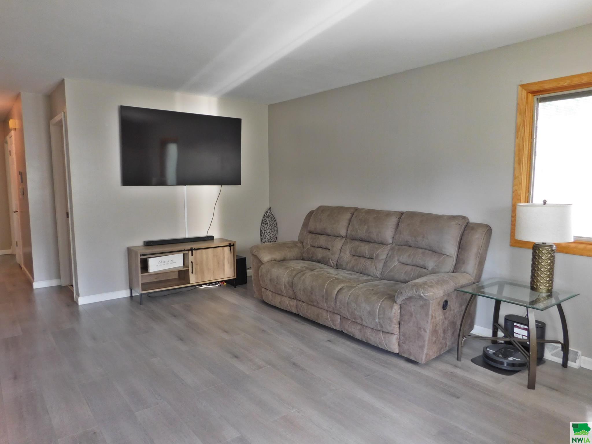 MLS #829176