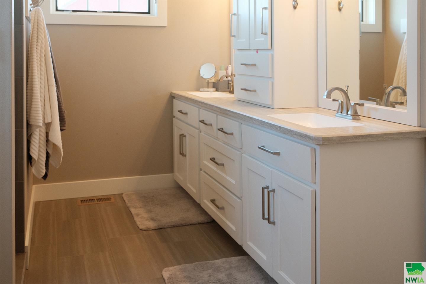 MLS #829178