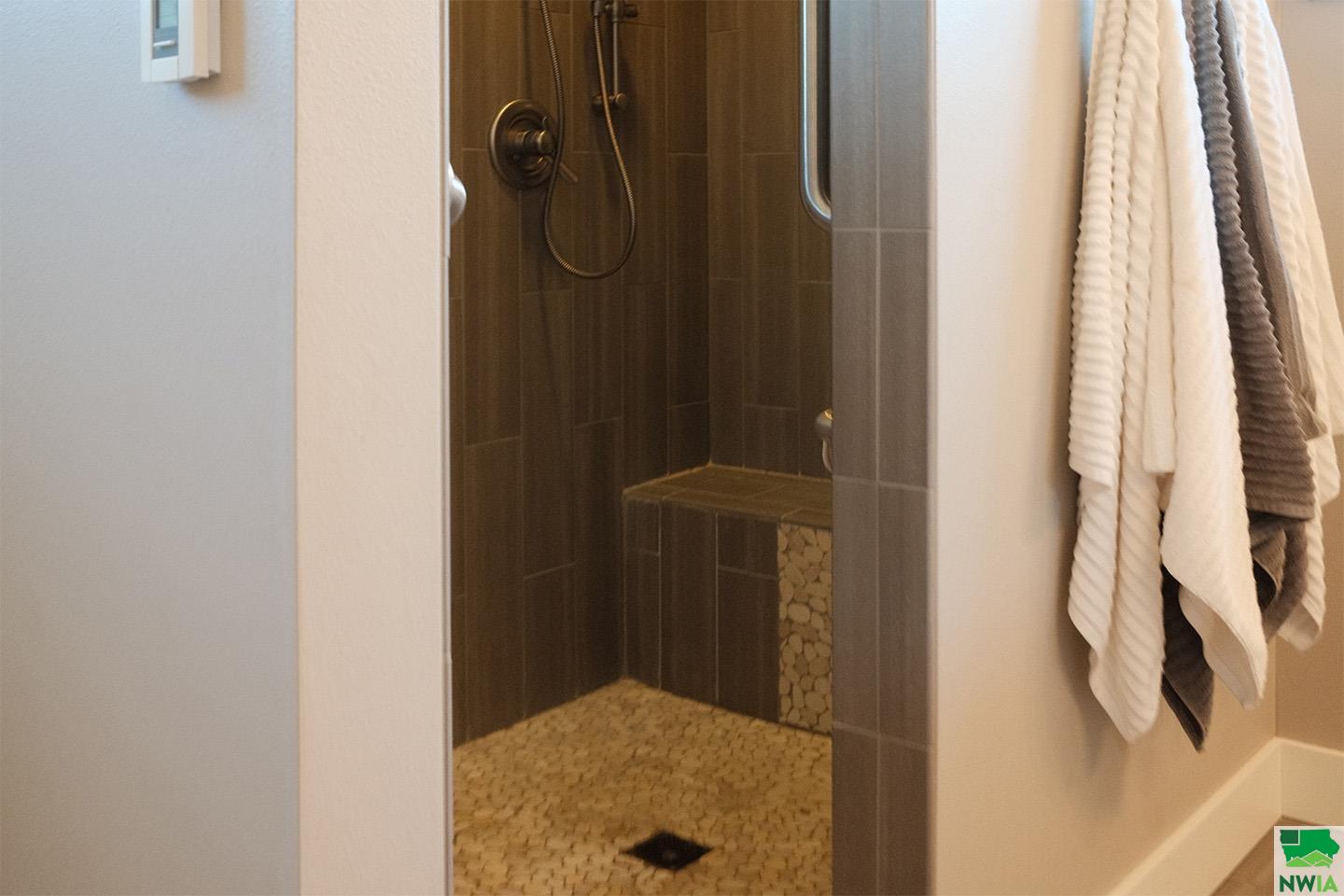 MLS #829178