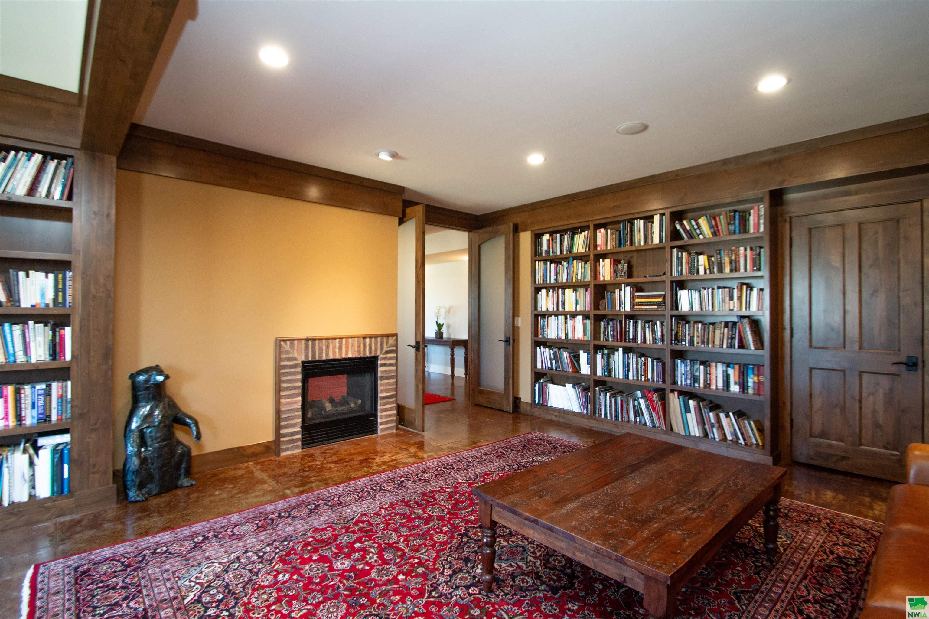 MLS #829181