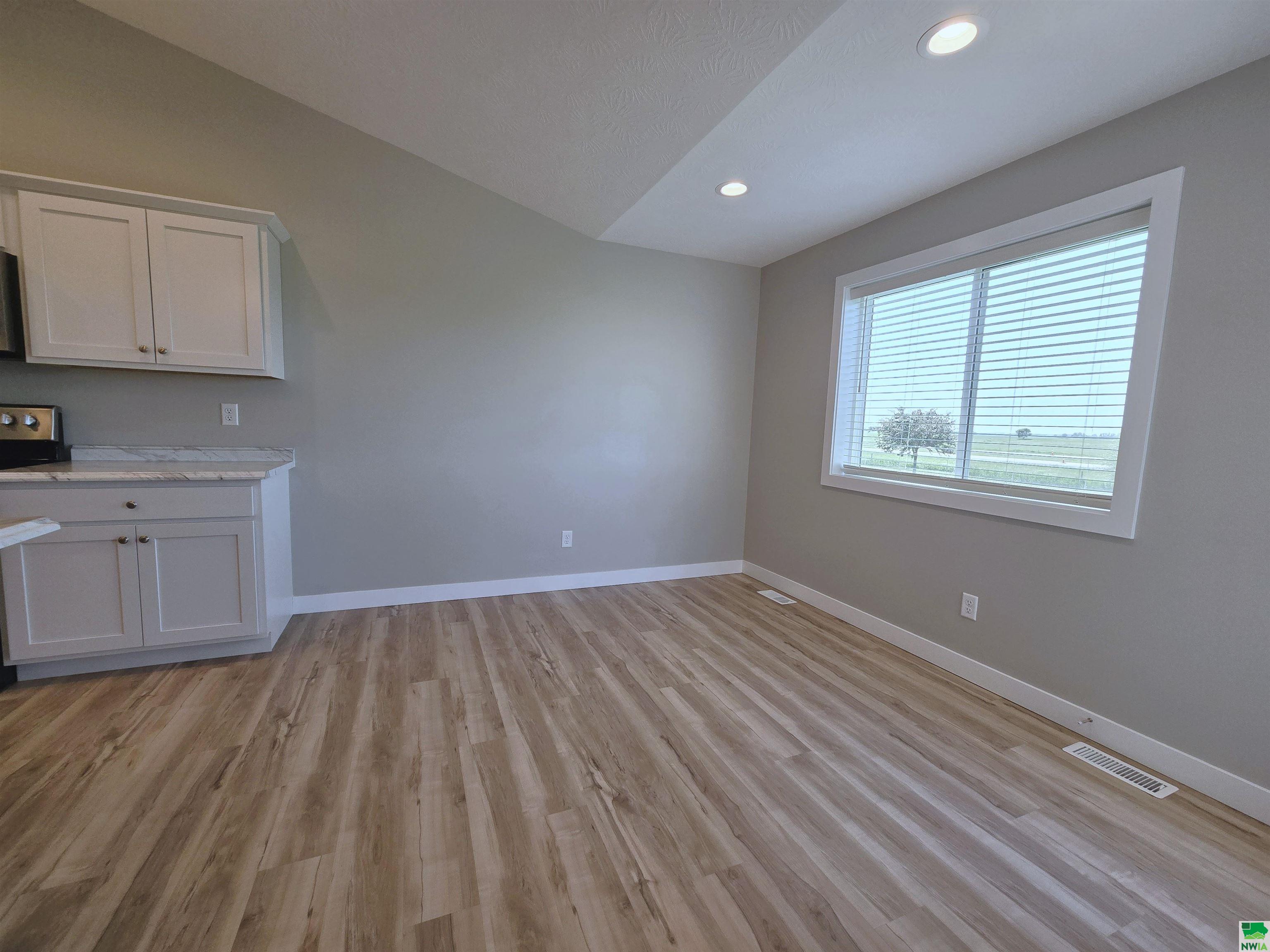 MLS #829183