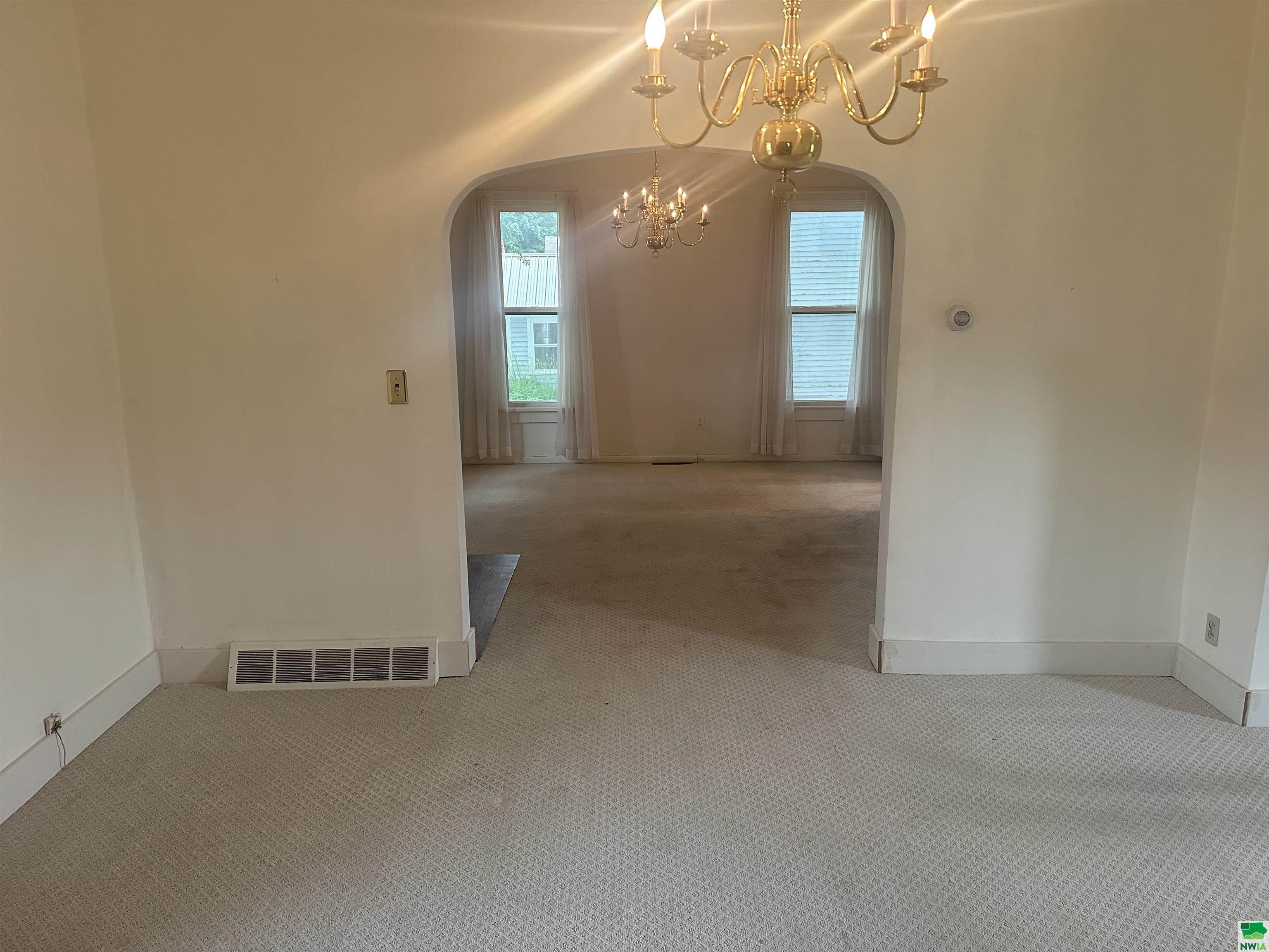 MLS #829184