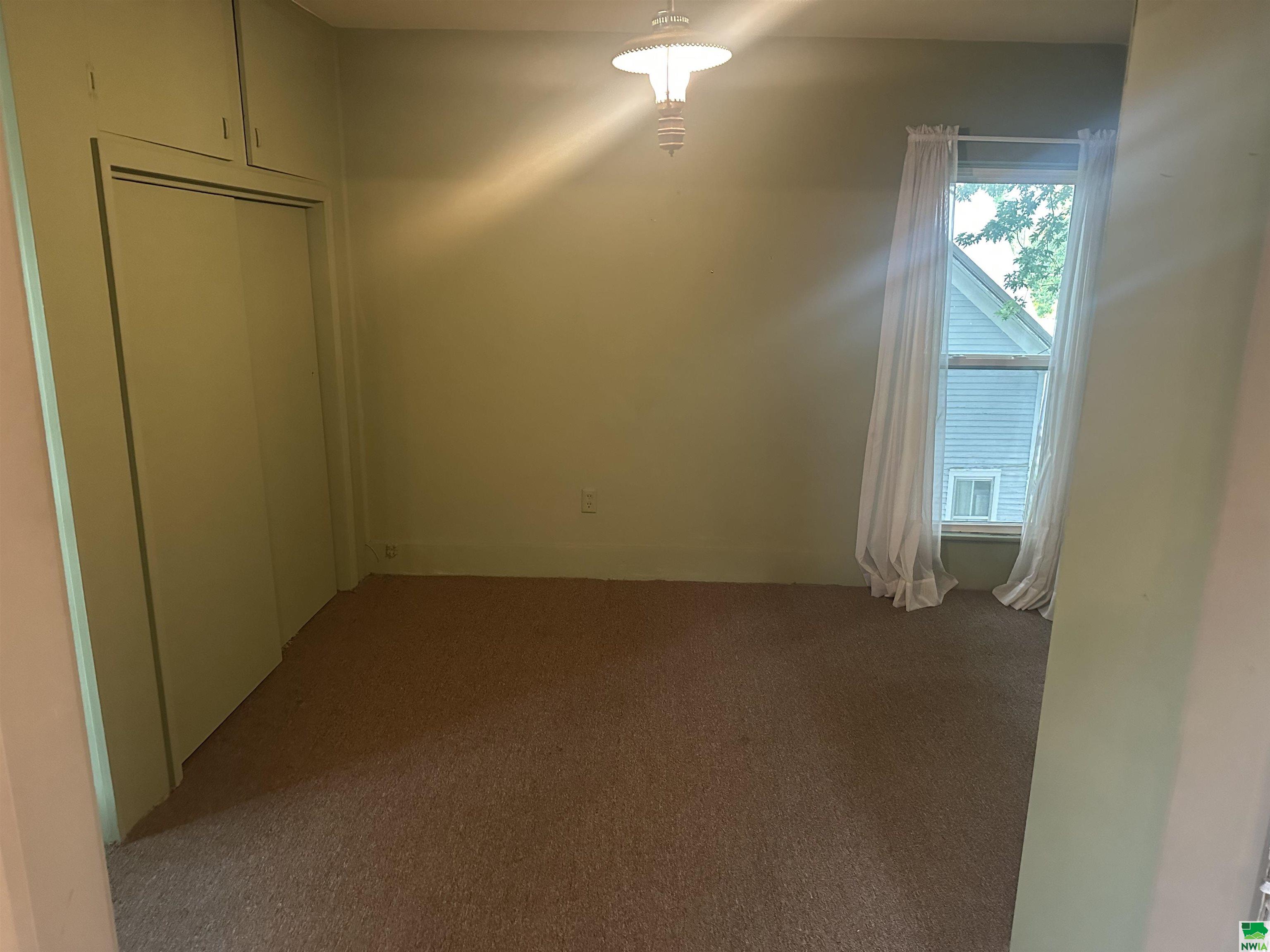 MLS #829184