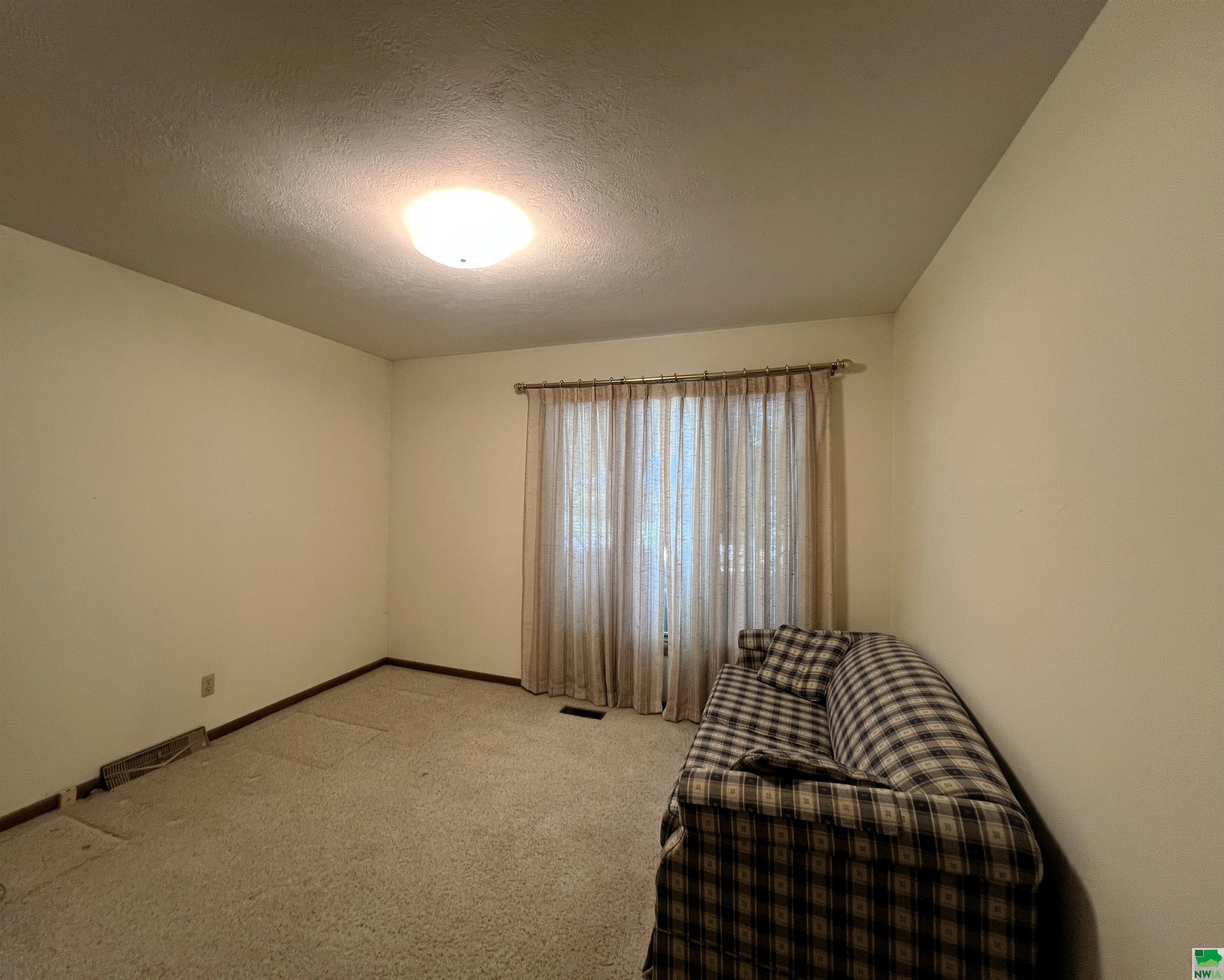 MLS #829189