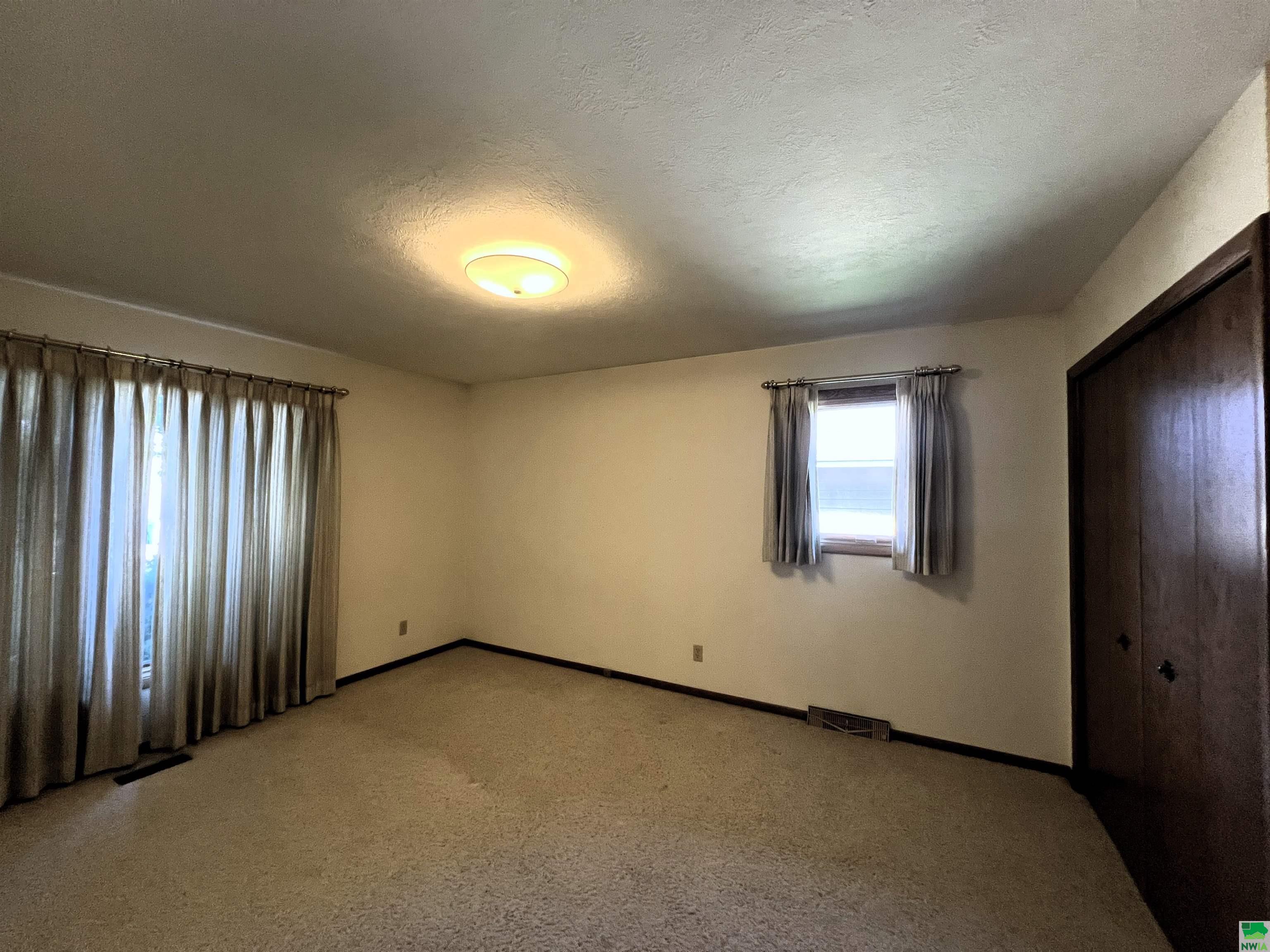 MLS #829189