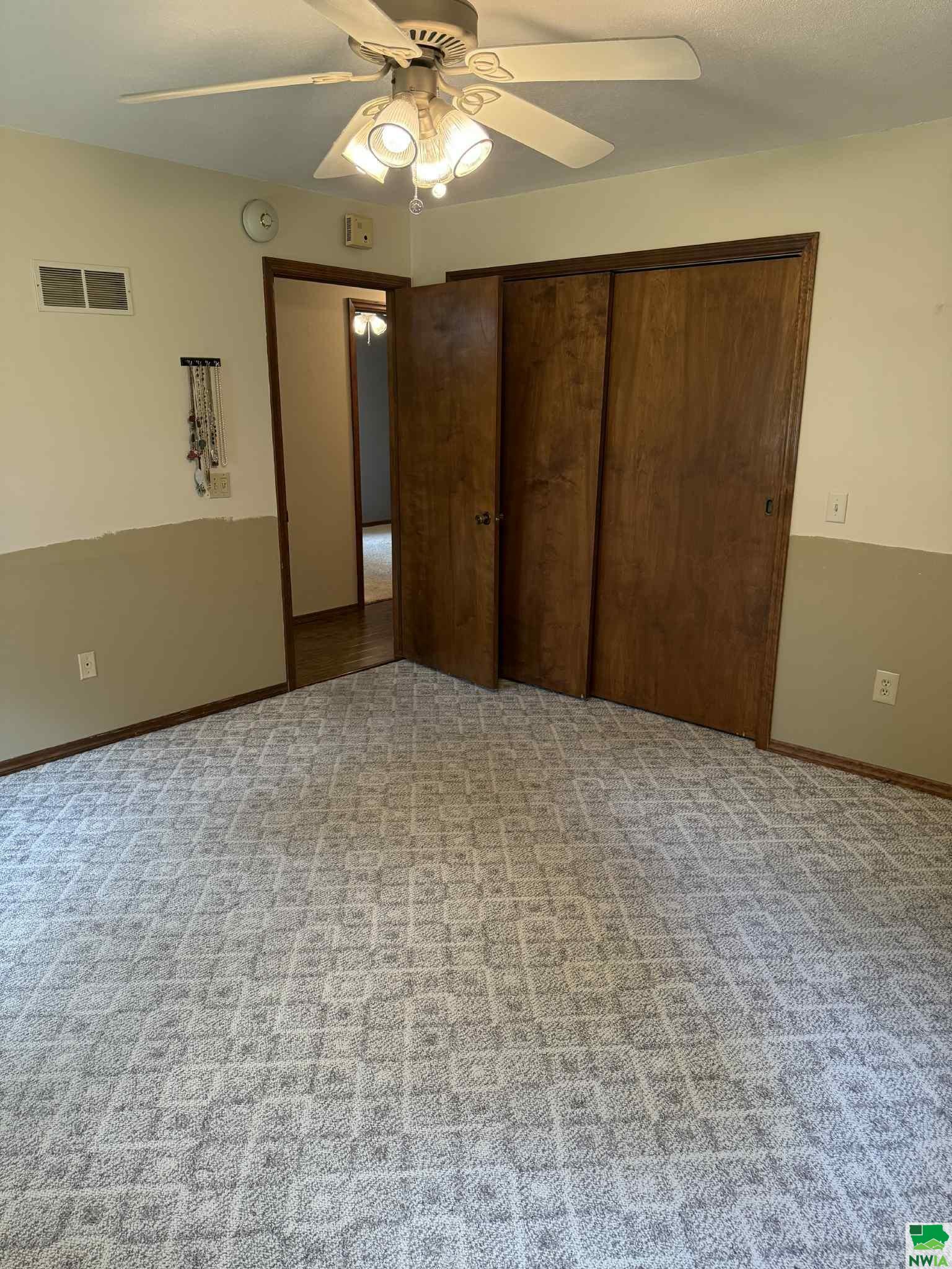 MLS #829190