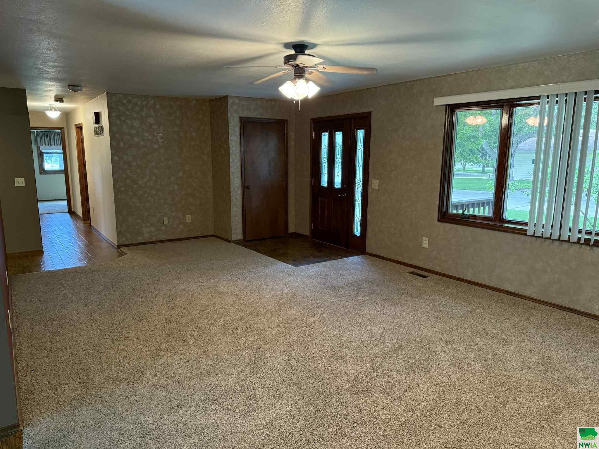 MLS #829190